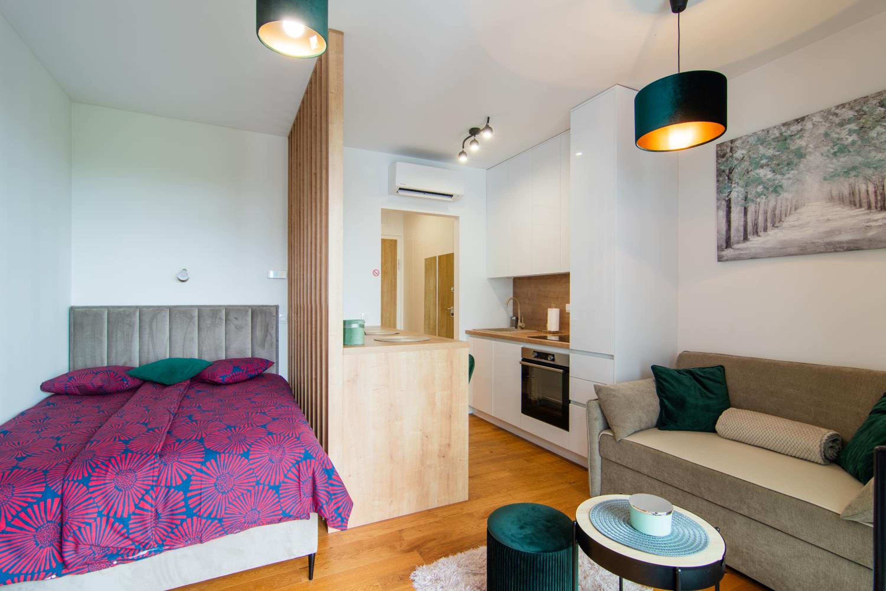 Flexible SelfCheckIns 86 - Zagreb - Garage - New Building - New Apartment - Loggia view 2
