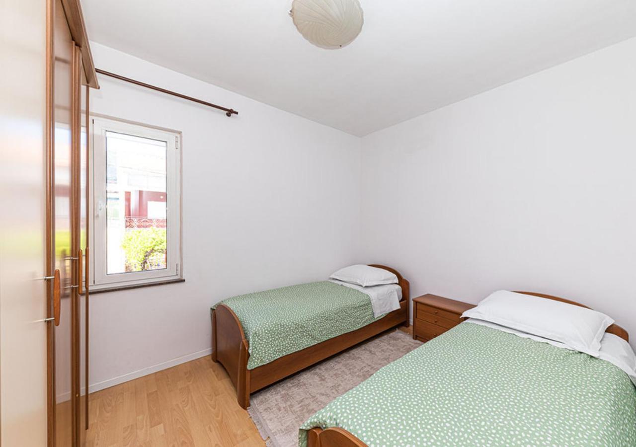 Niki Apartment