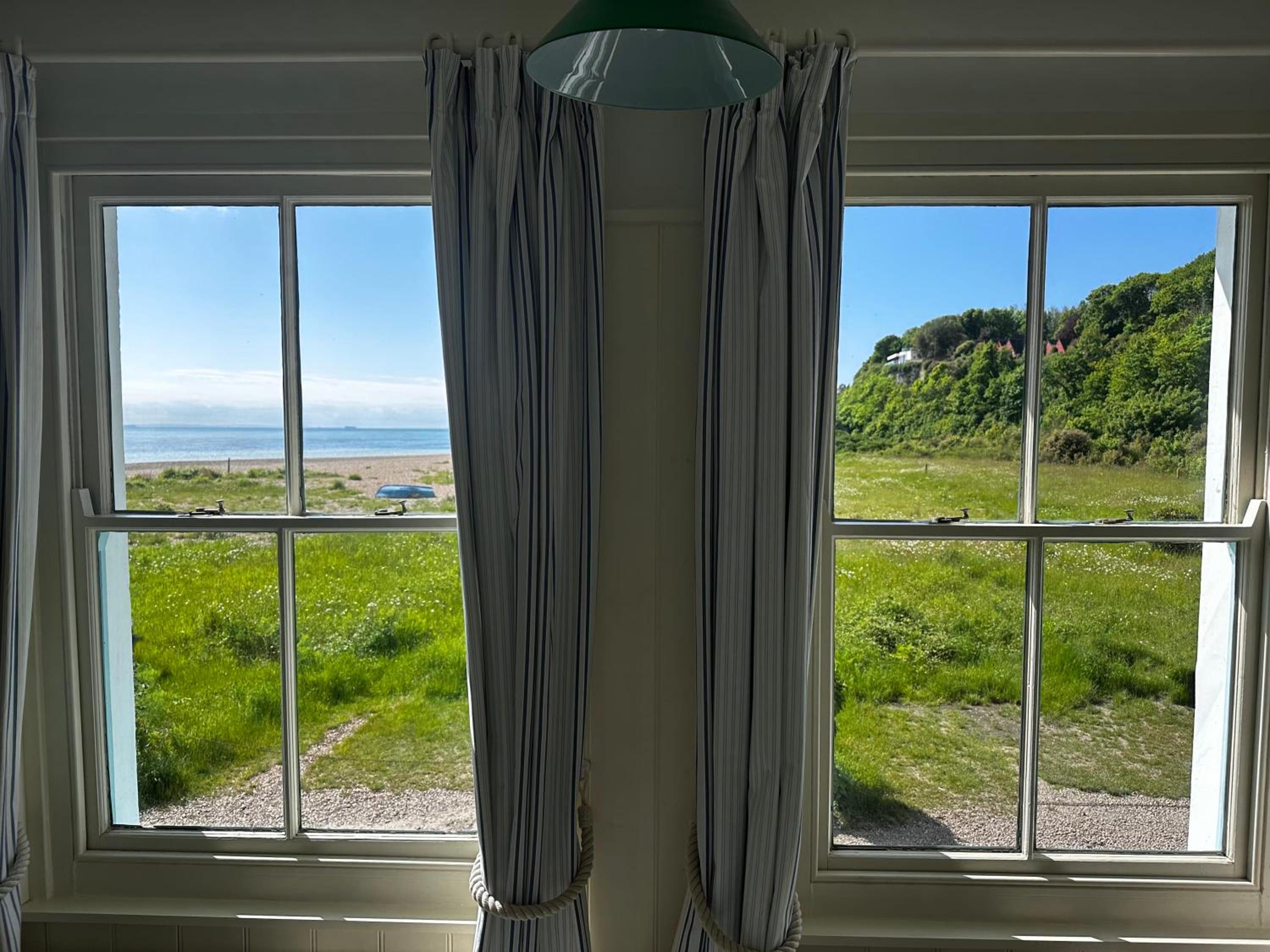 Mariner's Cottage by Coaste view 3