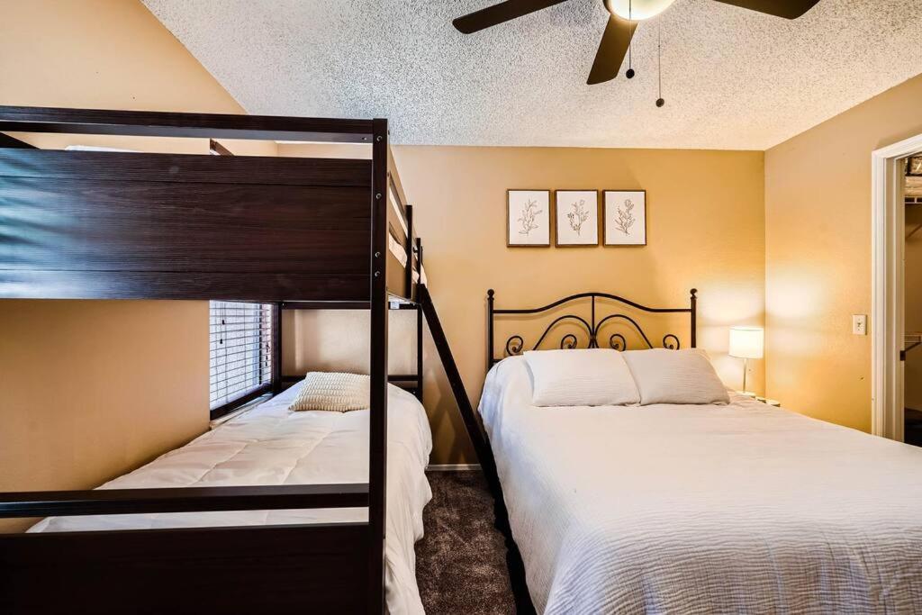 Ventana Canyon CONDO 2BR Condo w Pool & Tennis c view 3