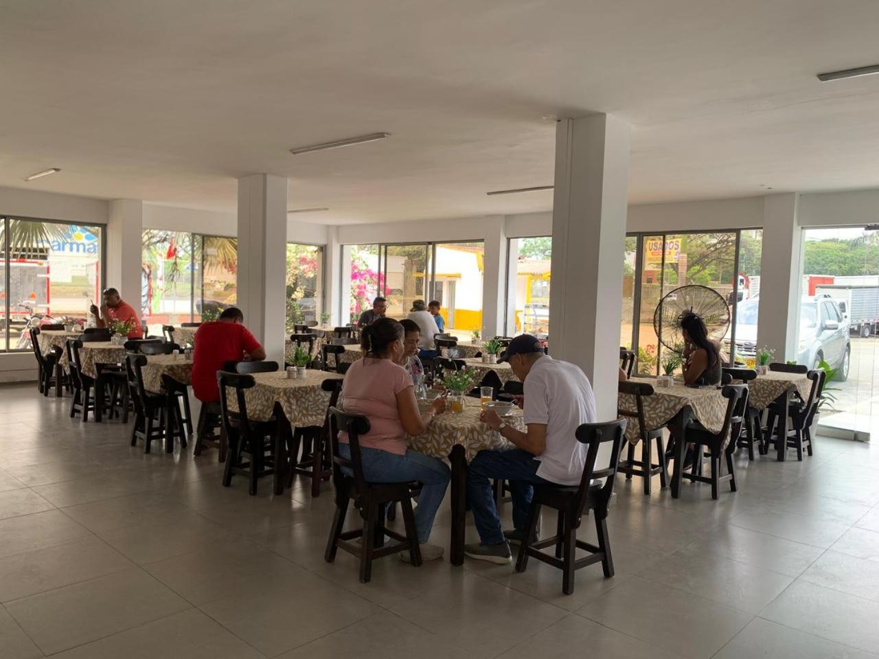 dining