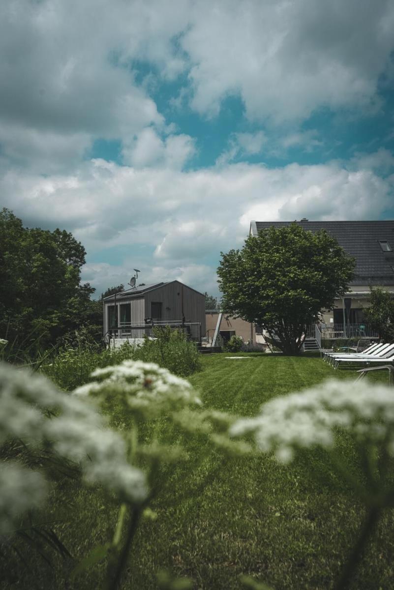 Freistehendes Ferienhaus Renkenmühle näher kann man am Wasser nicht wohnen