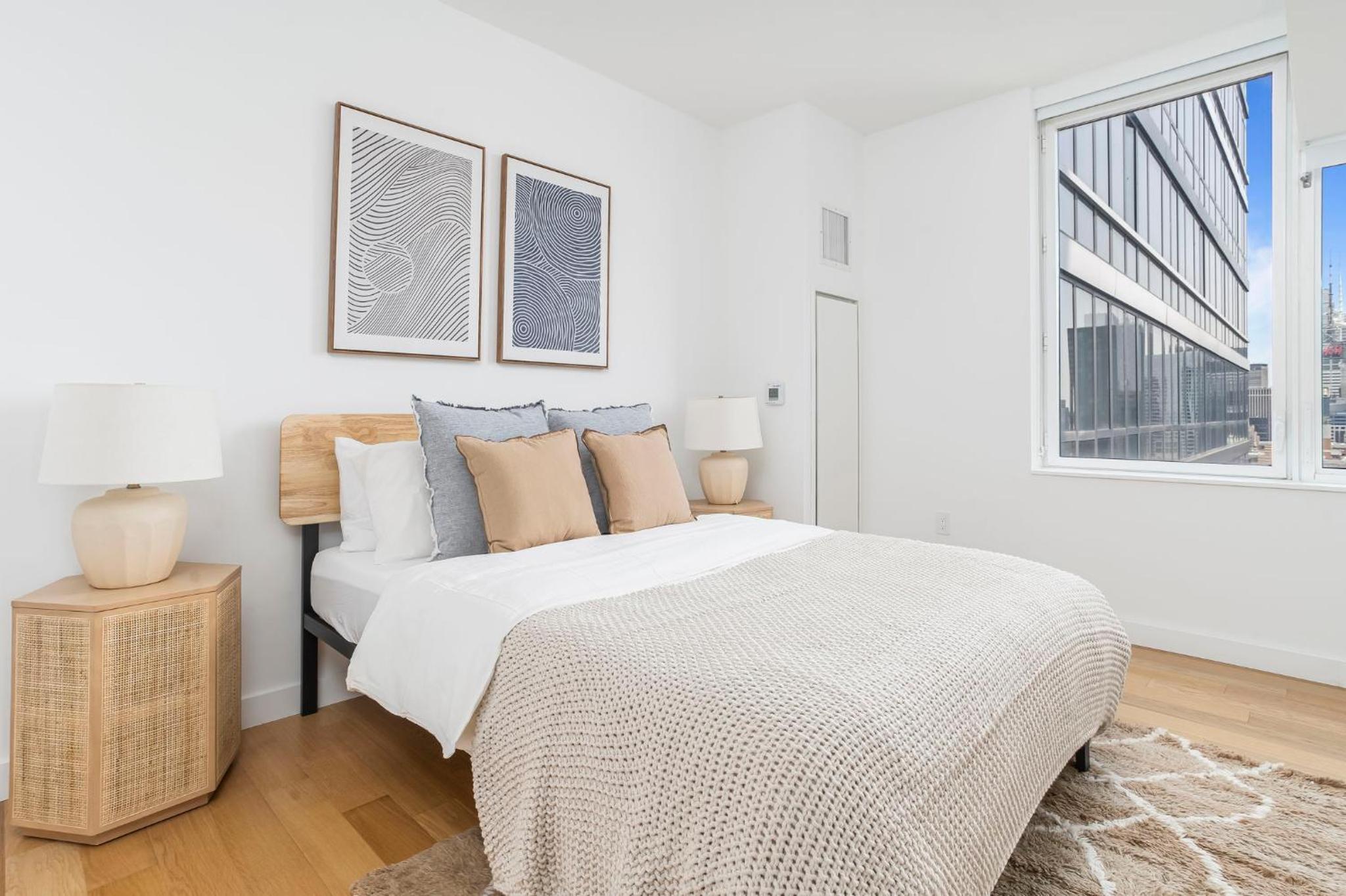 Adorable Hiding 2bd 2bath Gem