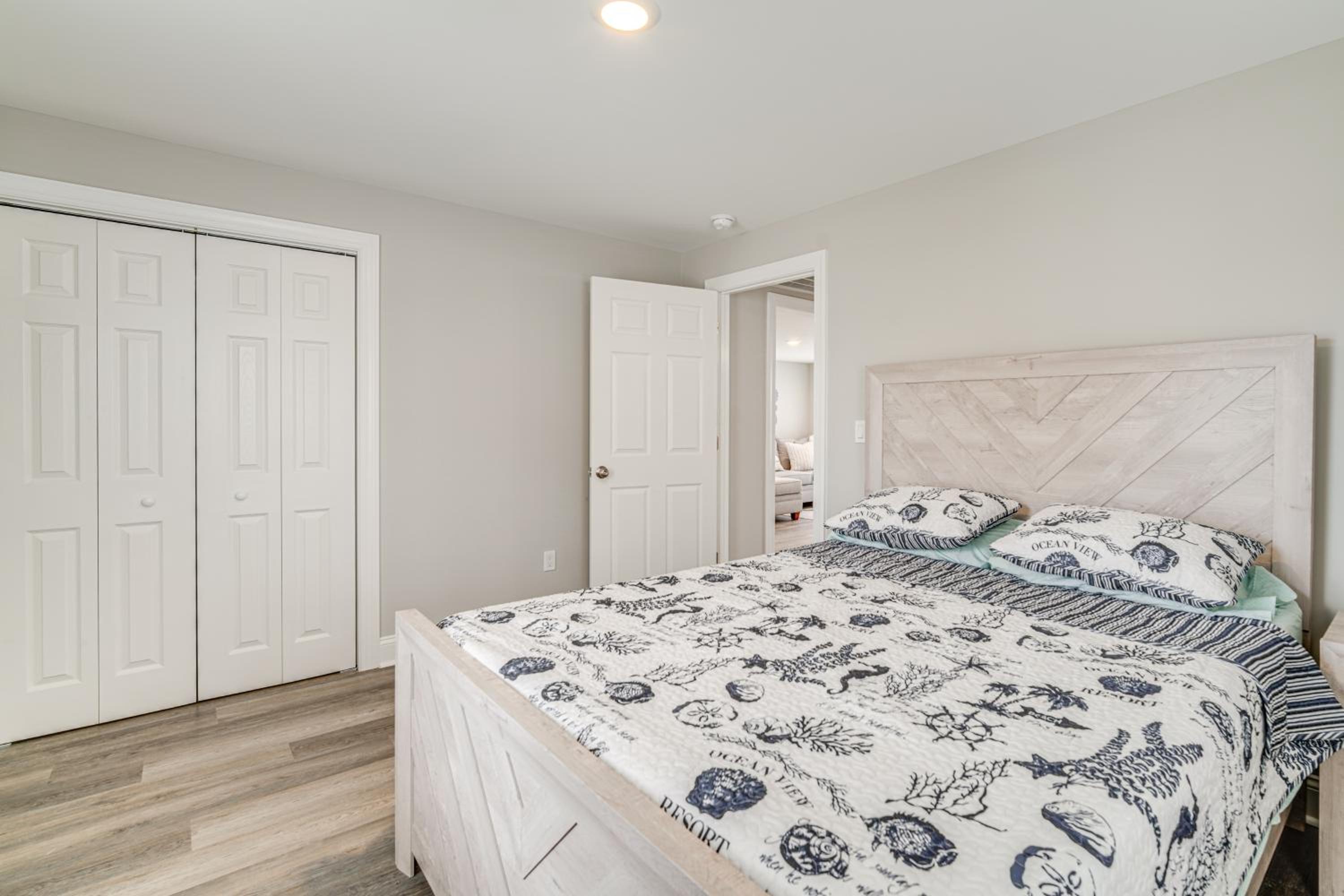 Newly Built North Wildwood Cottage, Walk to Beach!