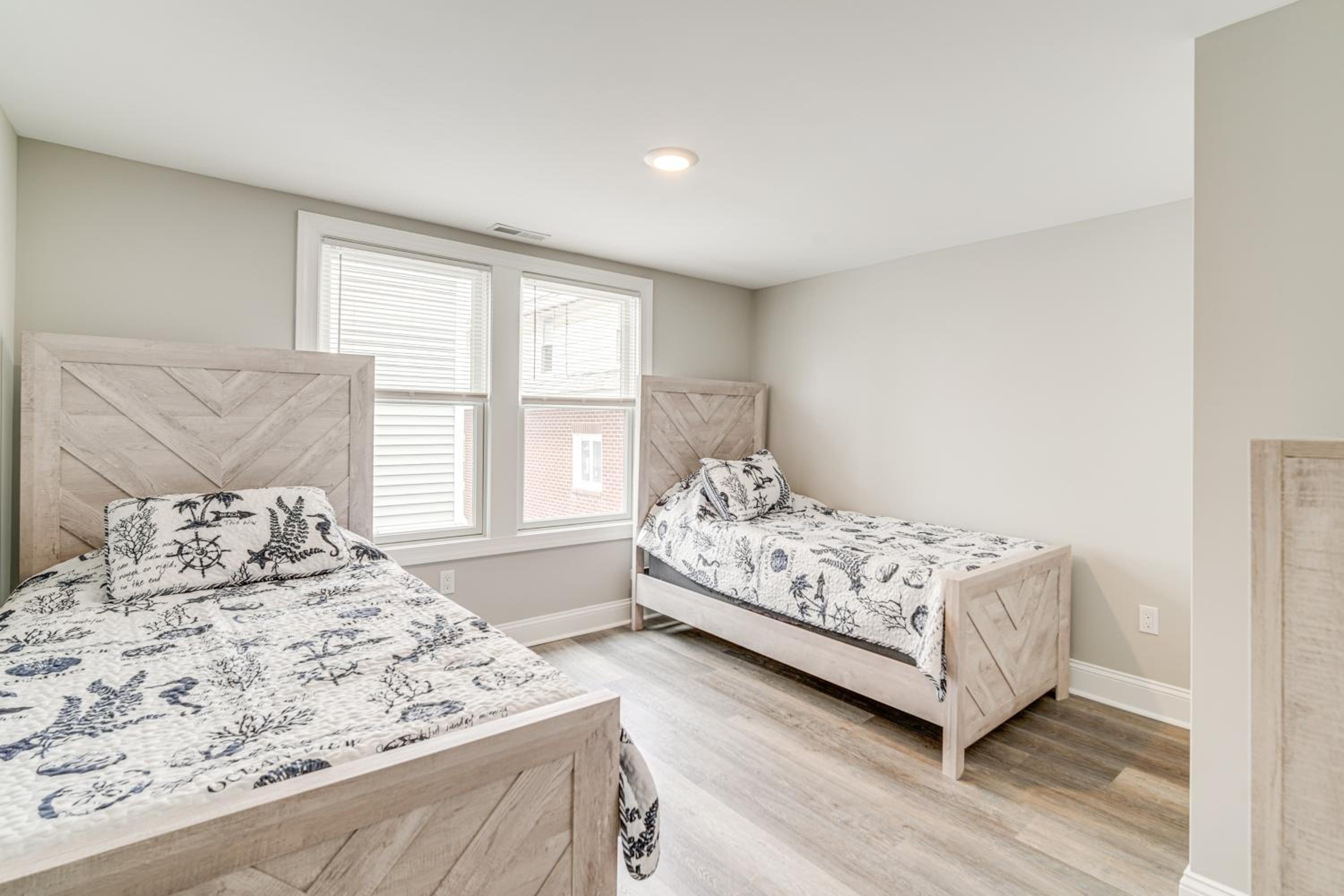 Newly Built North Wildwood Cottage, Walk to Beach!