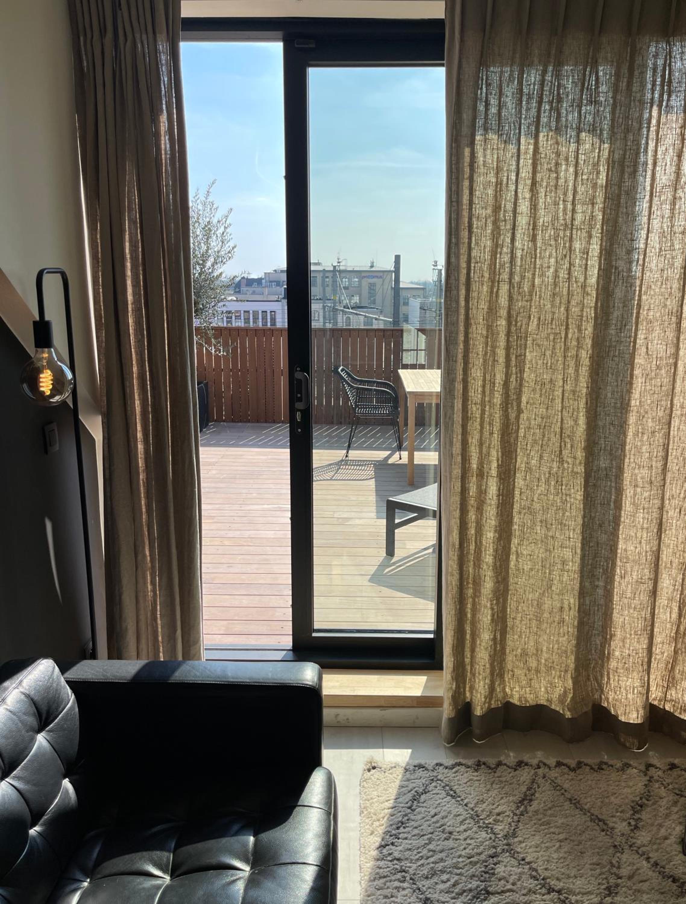 Penthouse with Airconditioning and Big Terrace, Close to Gent Sint-Pieters Station and City Centre