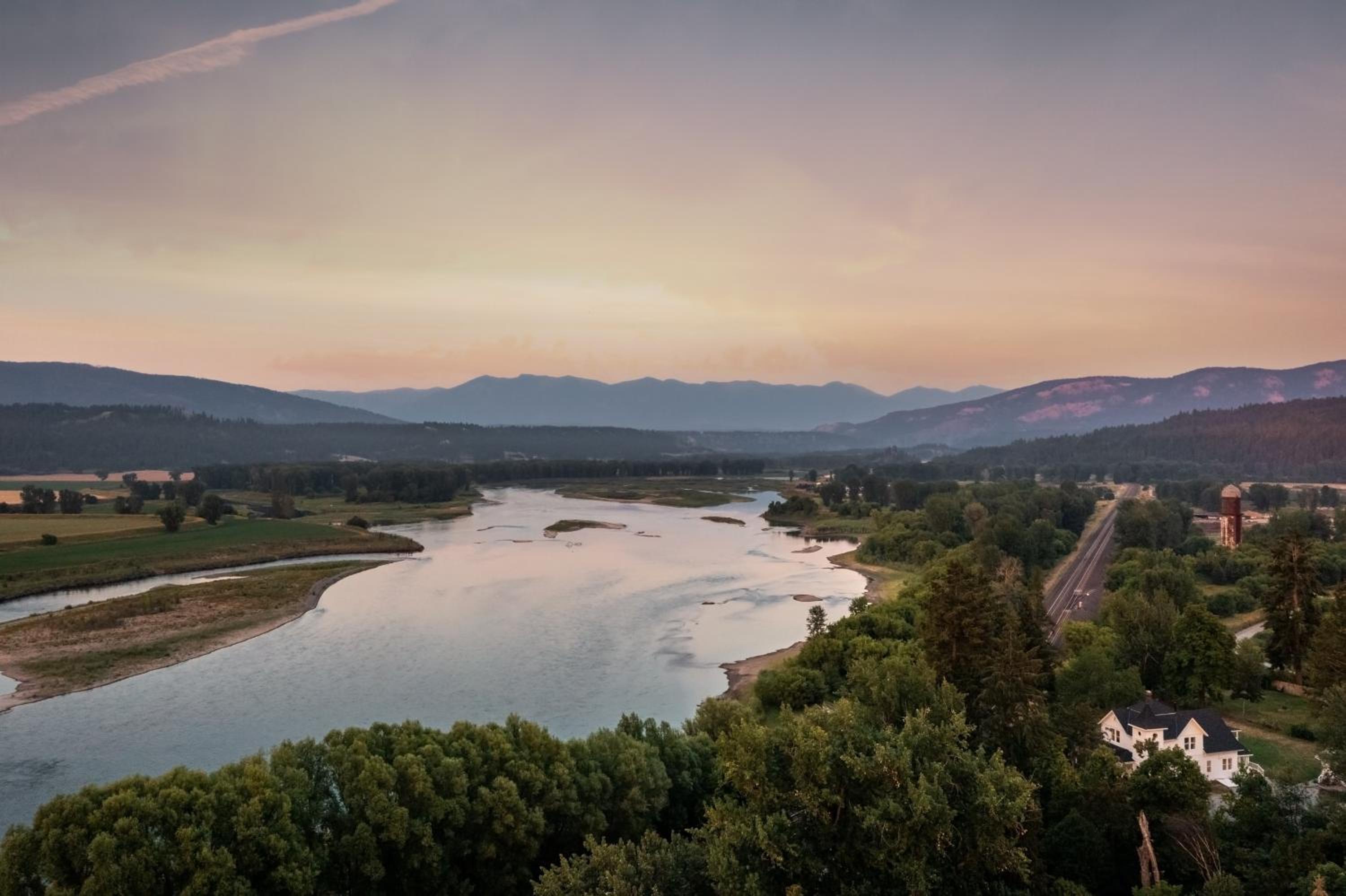 The Historic Bonners Family Home- 4 Bedroom - Panoramic River Views, Casino Nearby view 2