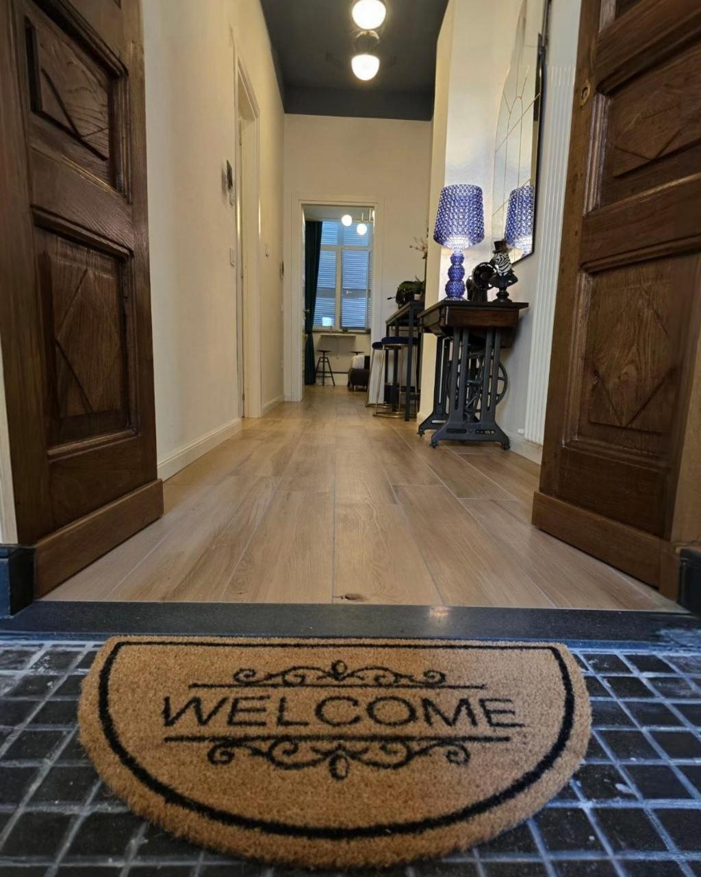 Casa LoRè en Torre Annunziata — recepcion & lobby