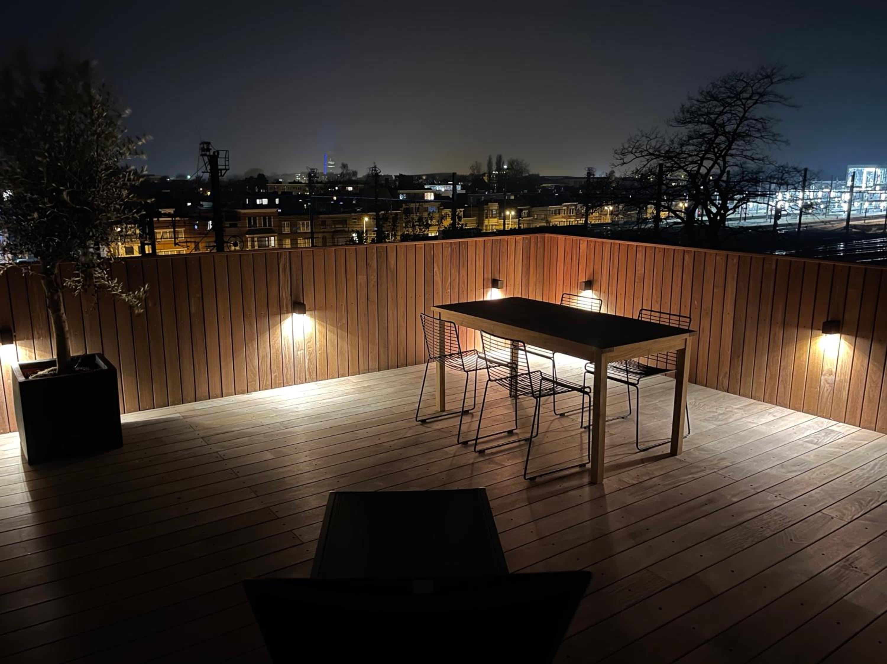 Penthouse with Airconditioning and Big Terrace, Close to Gent Sint-Pieters Station and City Centre