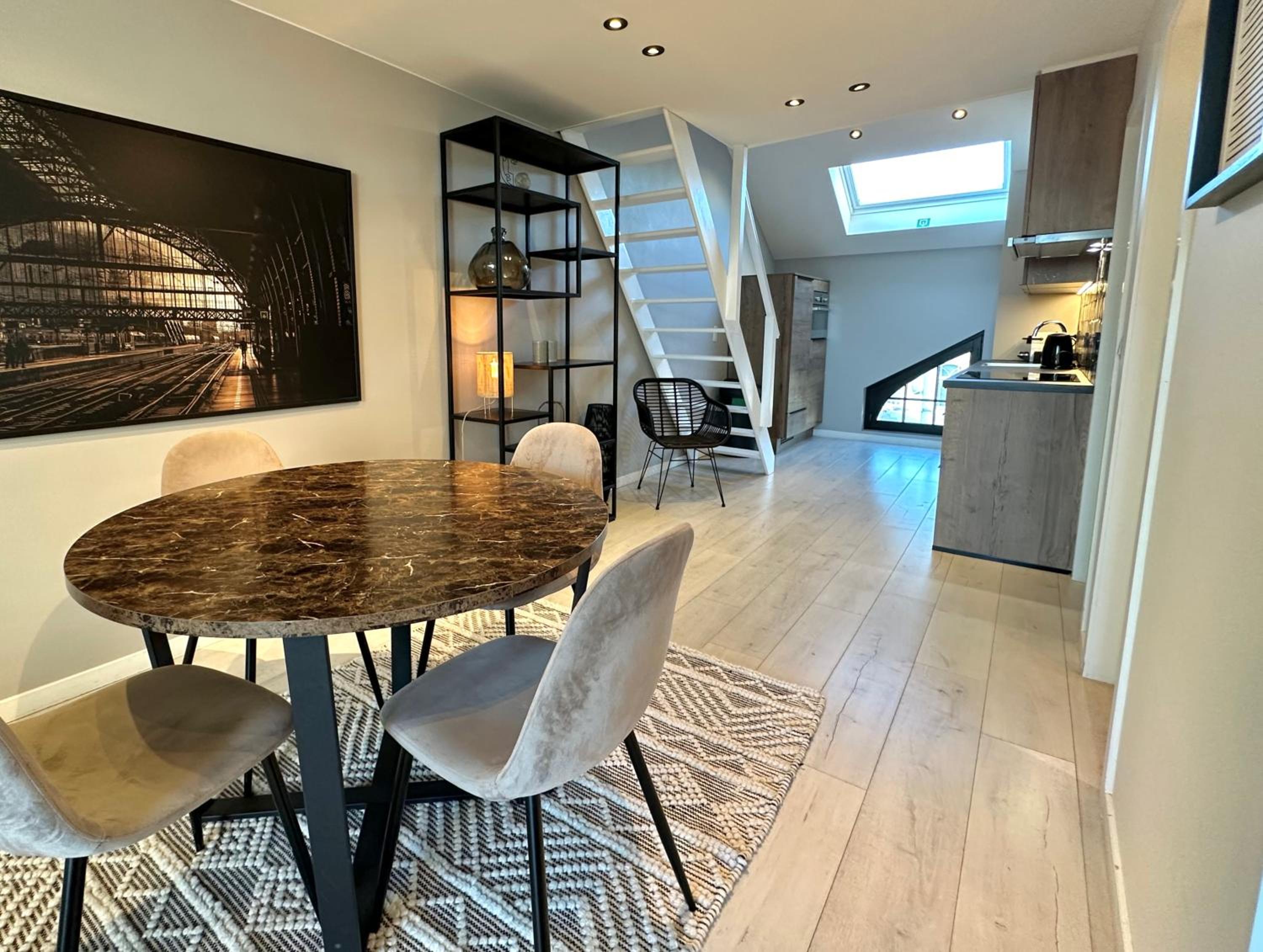 Penthouse with Airconditioning and Big Terrace, Close to Gent Sint-Pieters Station and City Centre