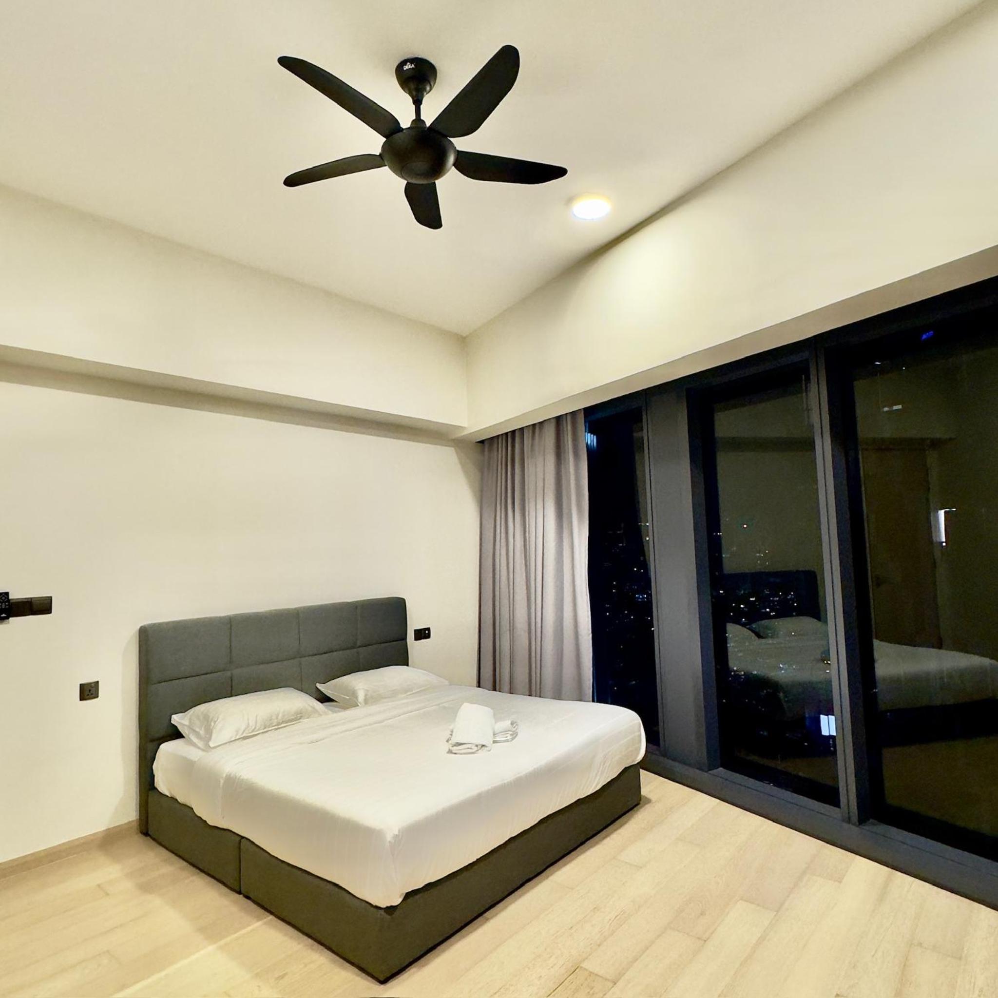Star Residences 5 mins walk to KLCC City Centre KLCC view