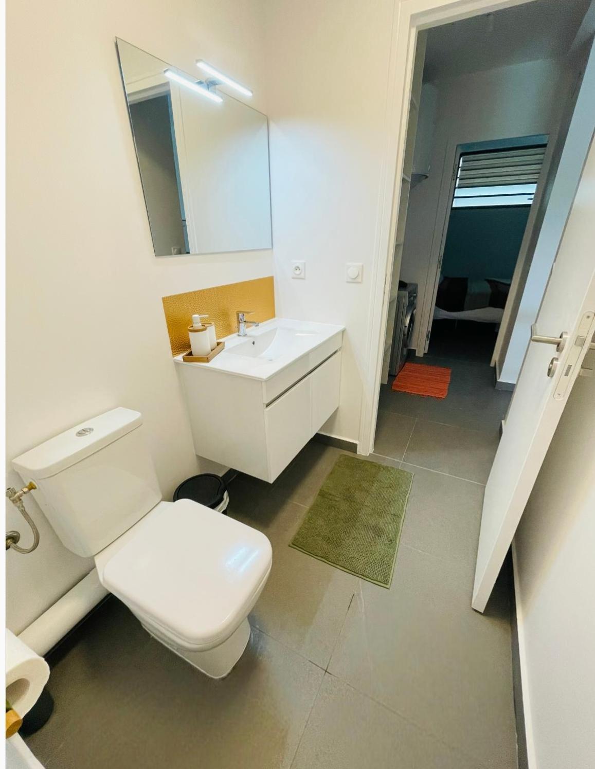 La Suite Thera Tahiti view 2