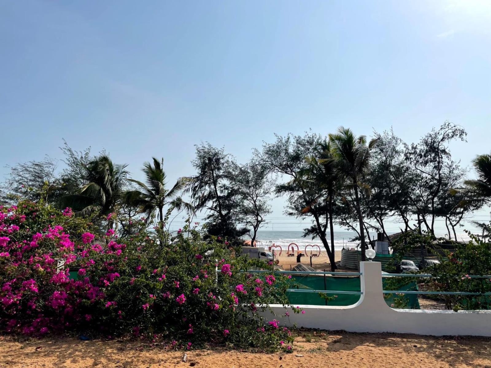 Baga Wave Edge Cottages