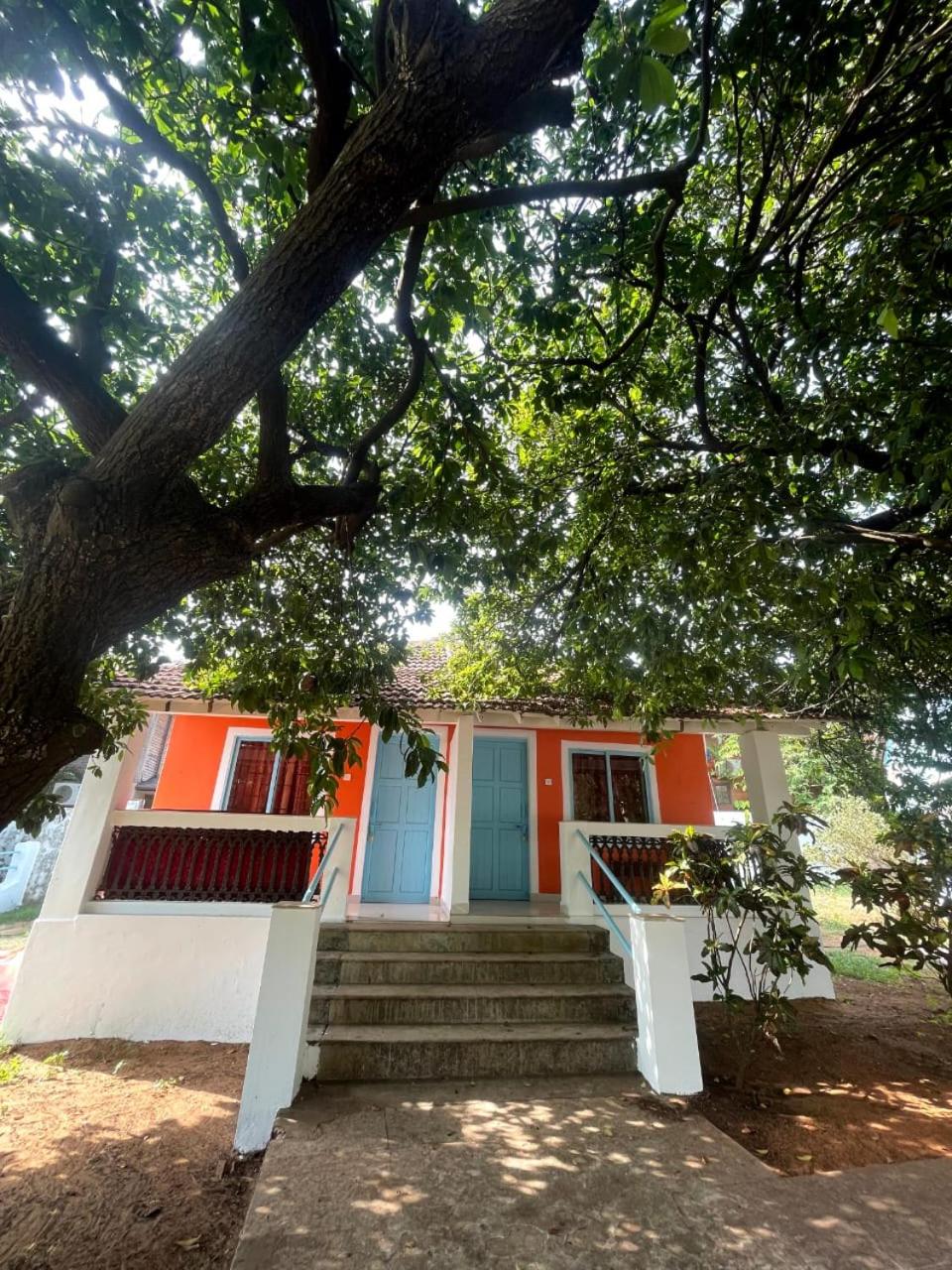Baga Wave Edge Cottages