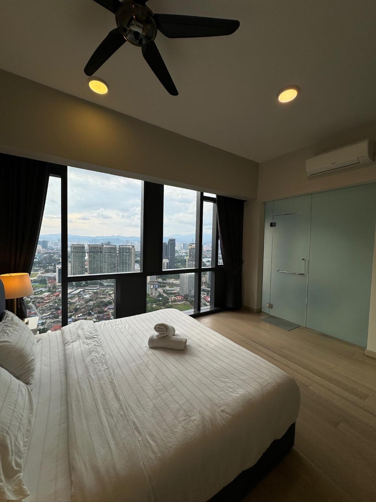 Star Residences 5 mins walk to KLCC City Centre KLCC view