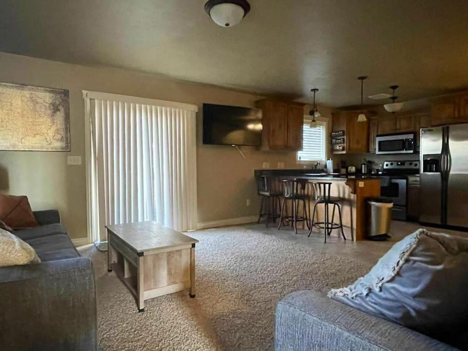 Cozy TownHome with King Bed and Teton Views view 3