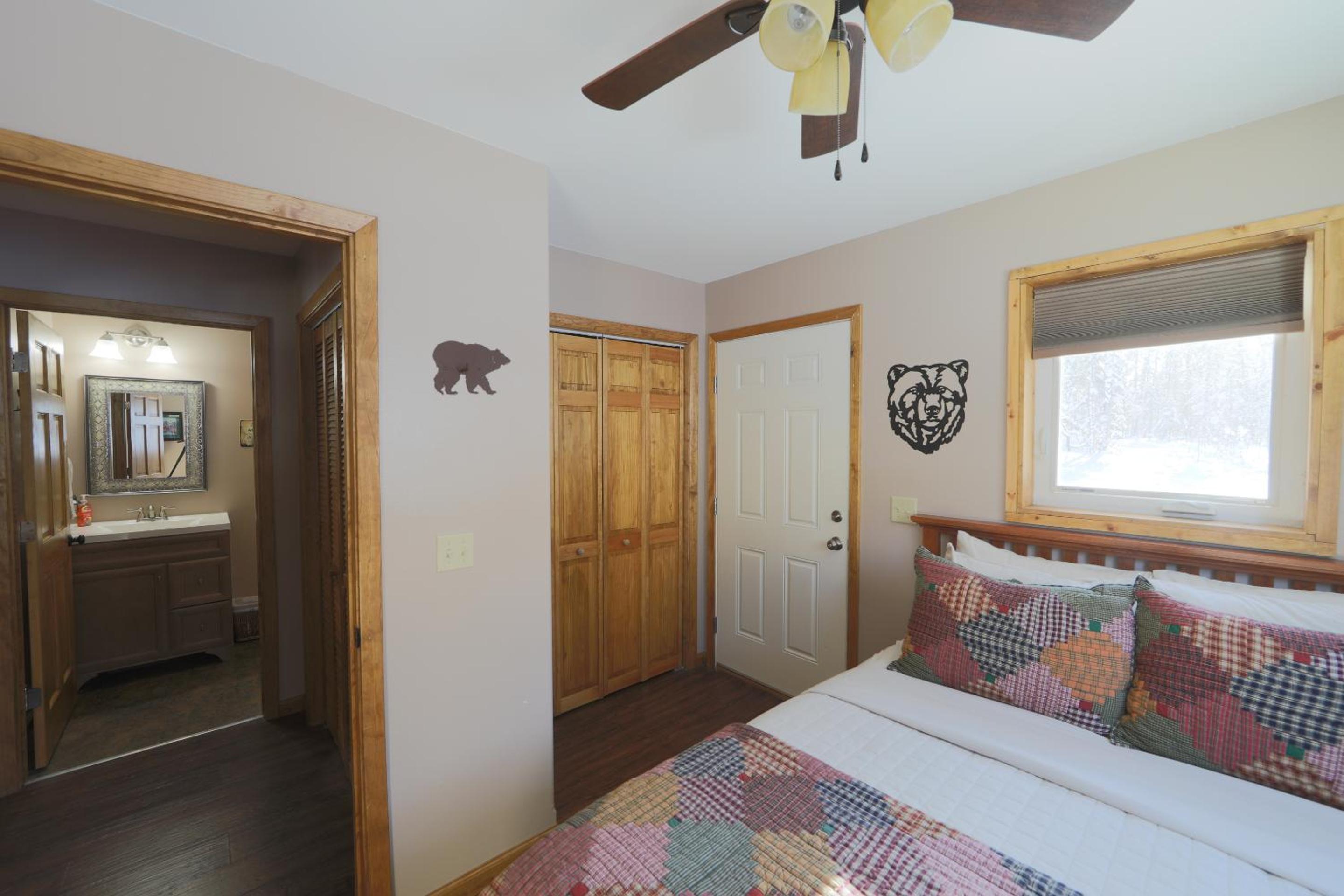 Willow Cabin view 4