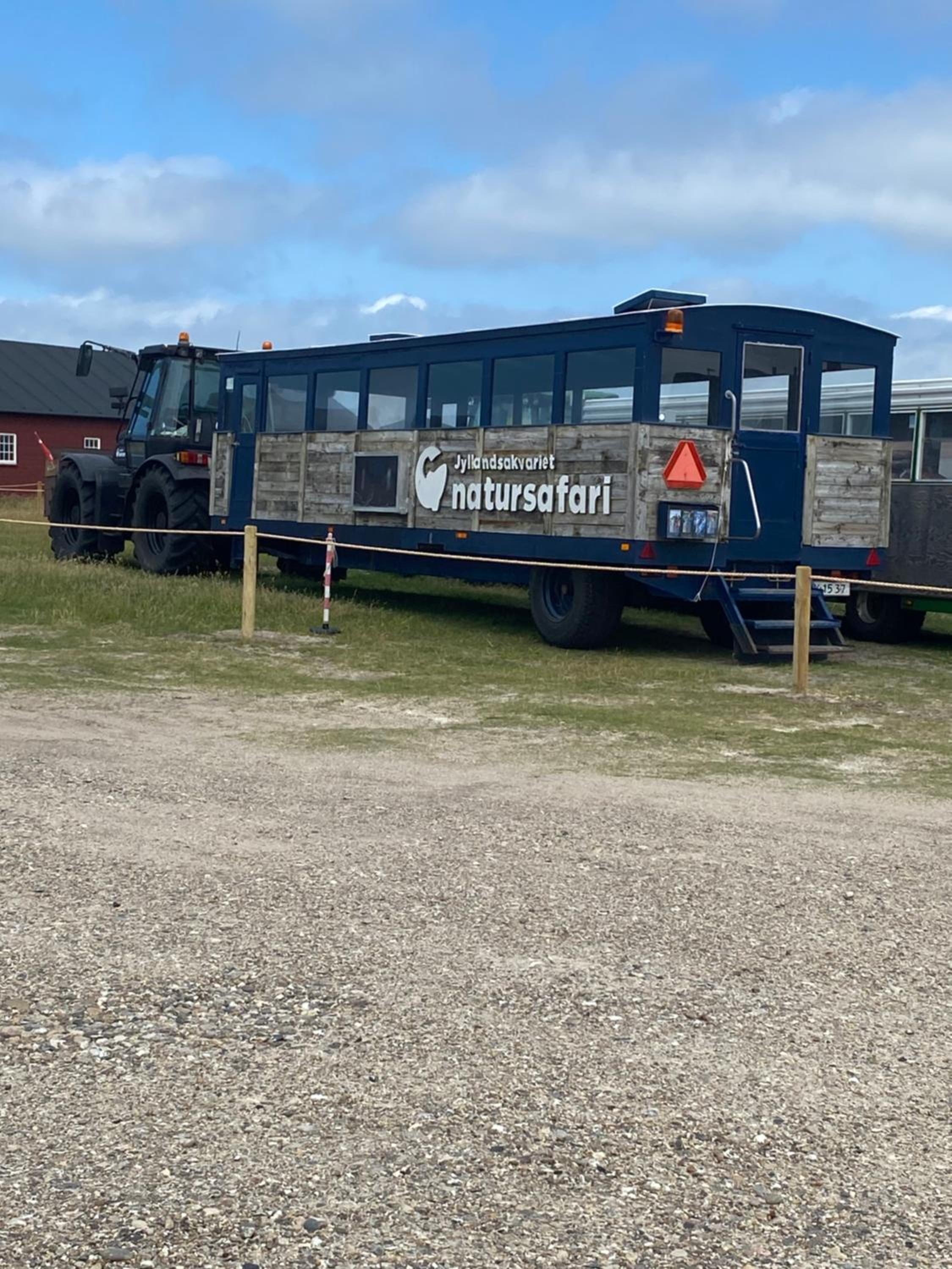 Hawhuset tæt på strand og byliv view 5