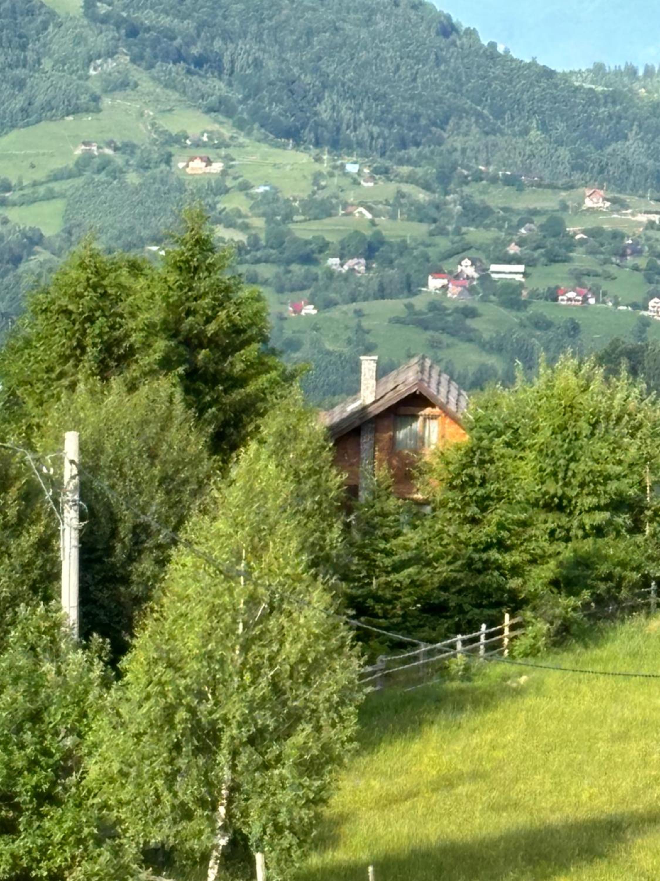Chalet Ro view 4