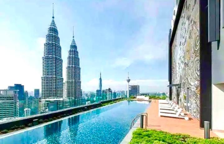 Star Residences 5 mins walk to KLCC City Centre KLCC view