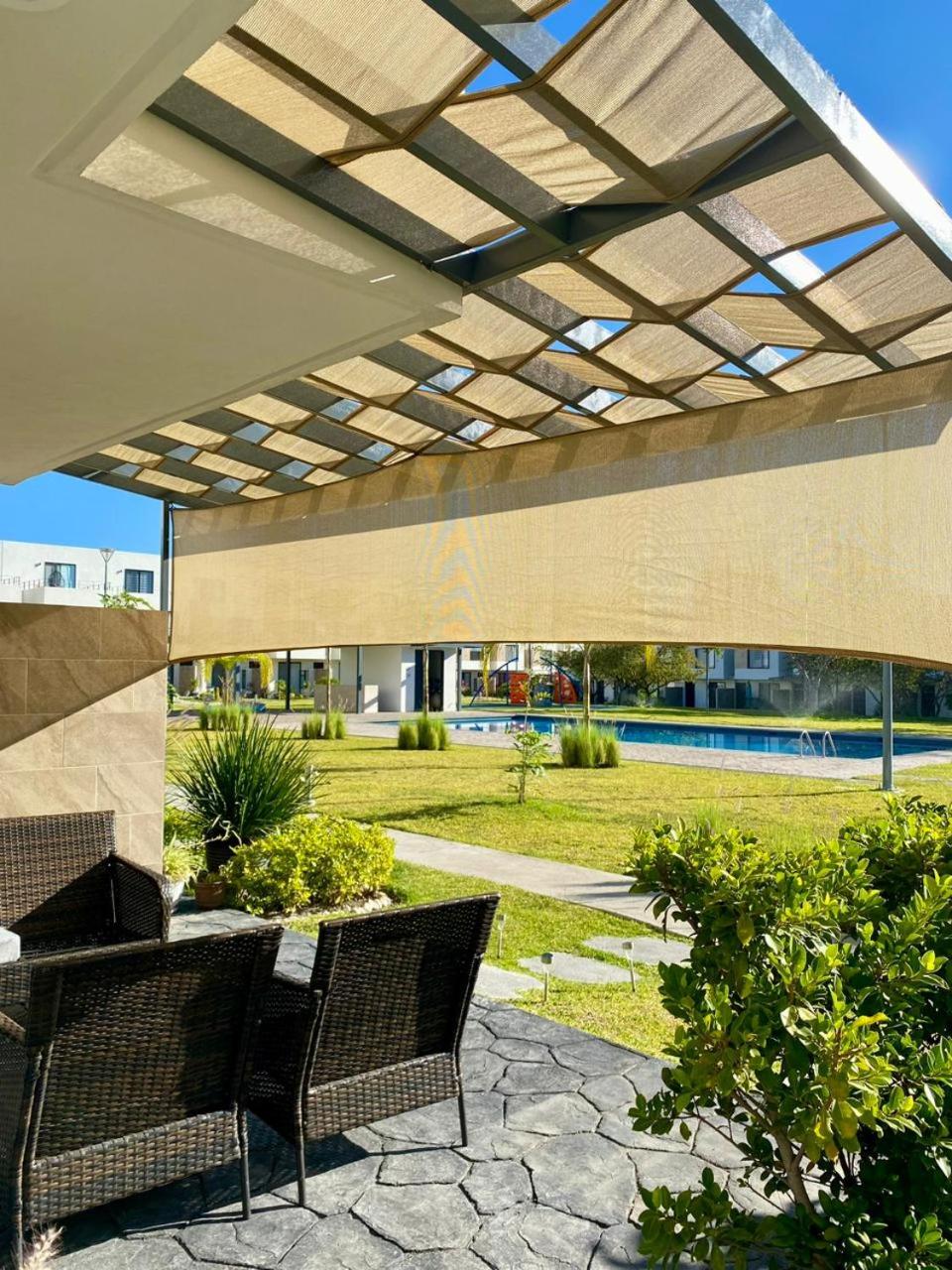 Casa Moderna con Alberca en Morelos view 5