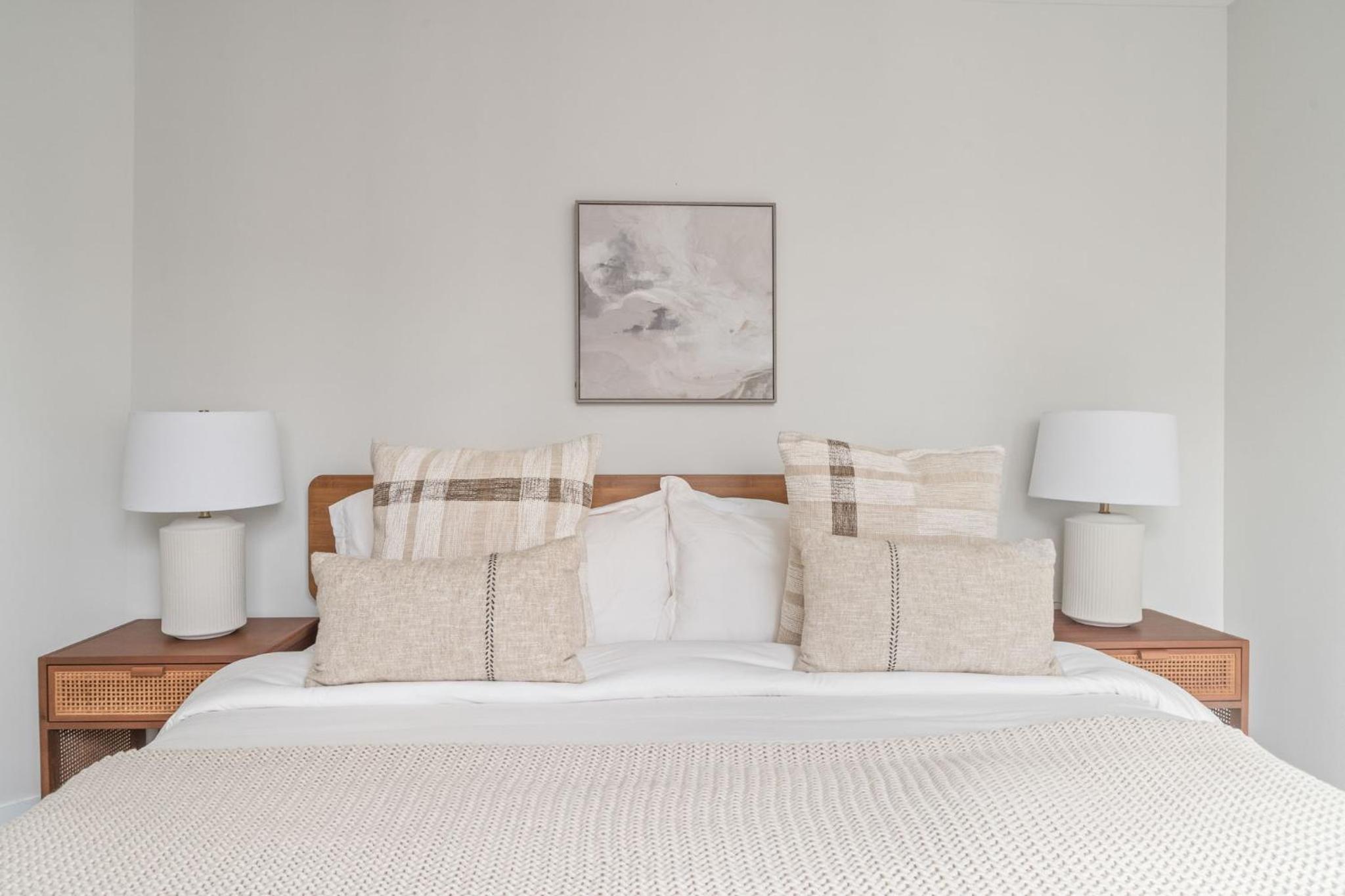 Elegant 2bed 2bath apt