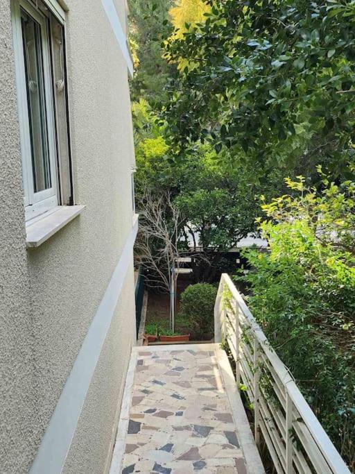 Vouliagmeni Thalassa Apartment