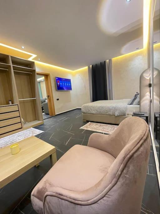 hotel room