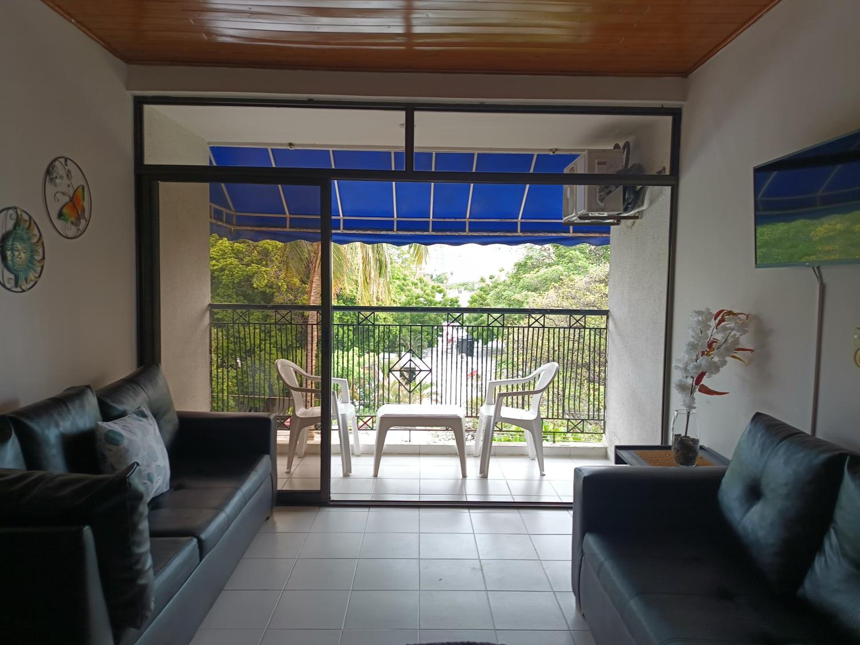 VILLA IRIS