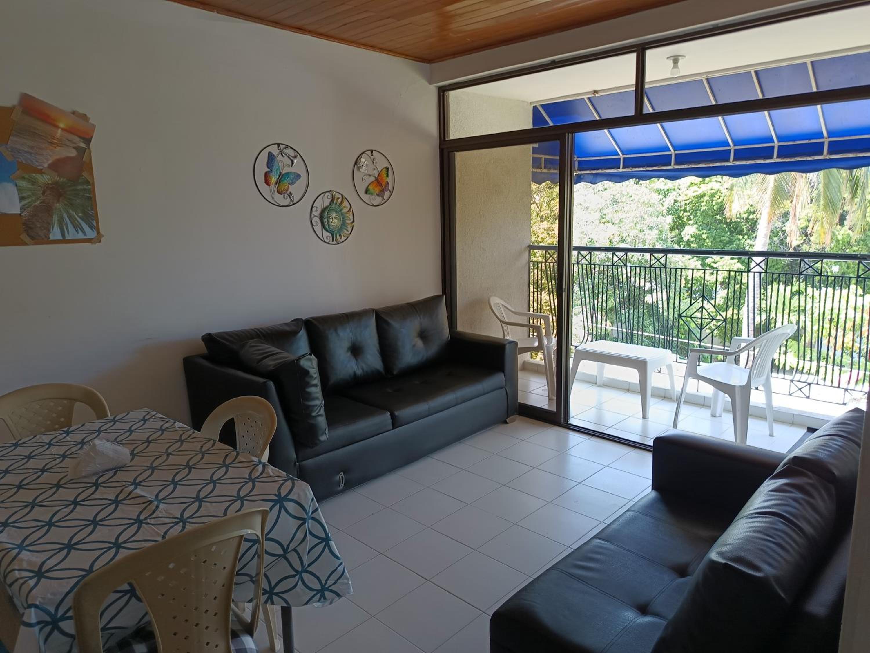 VILLA IRIS