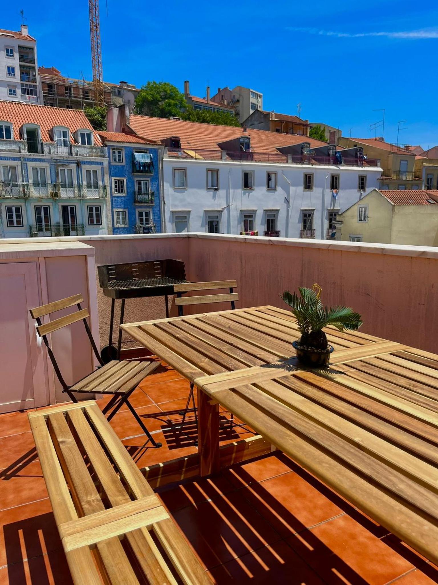 With Terrasse - 3 Bedroom, 3 Bathroom Triplex