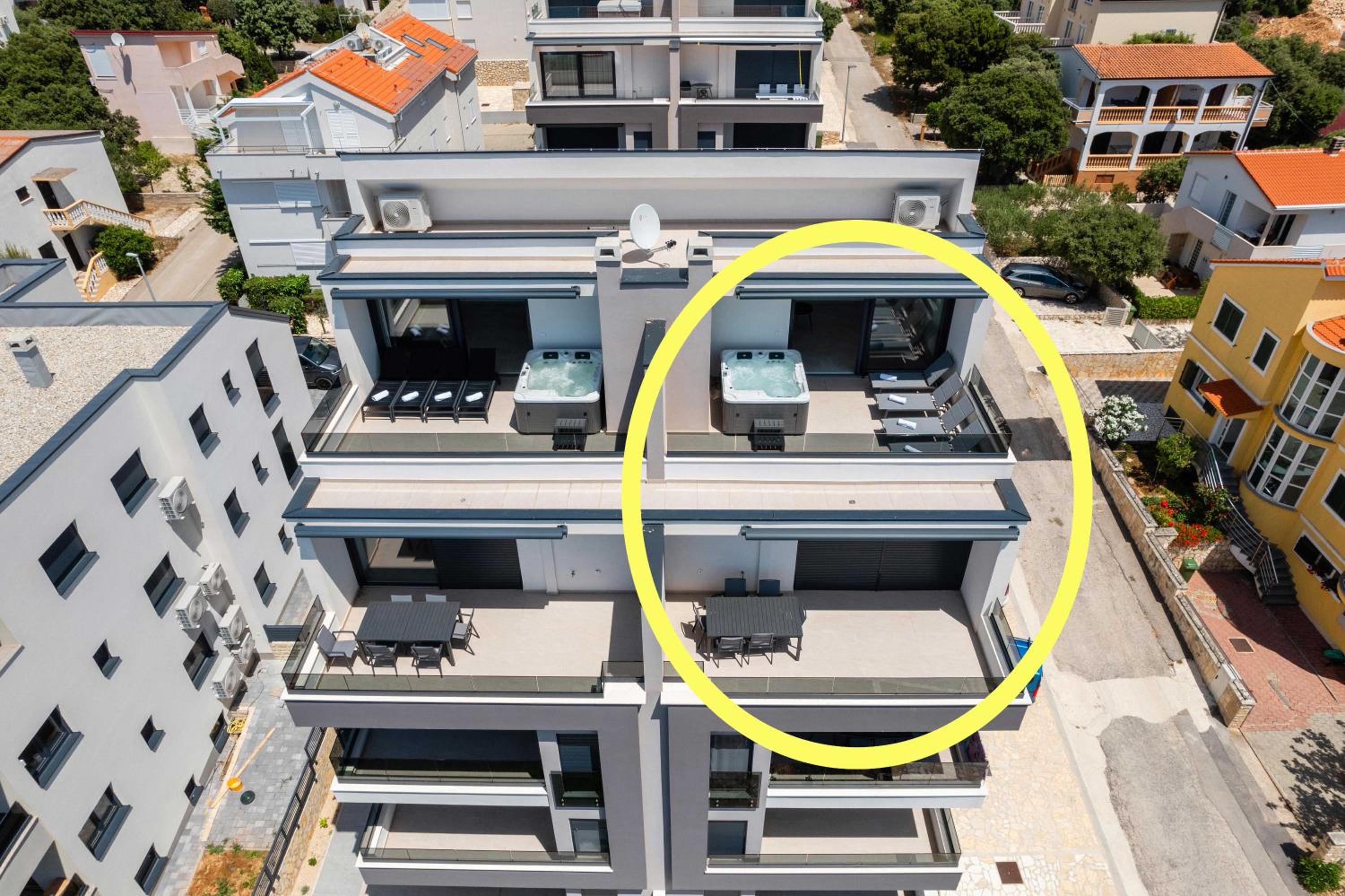 Luxury Mandre