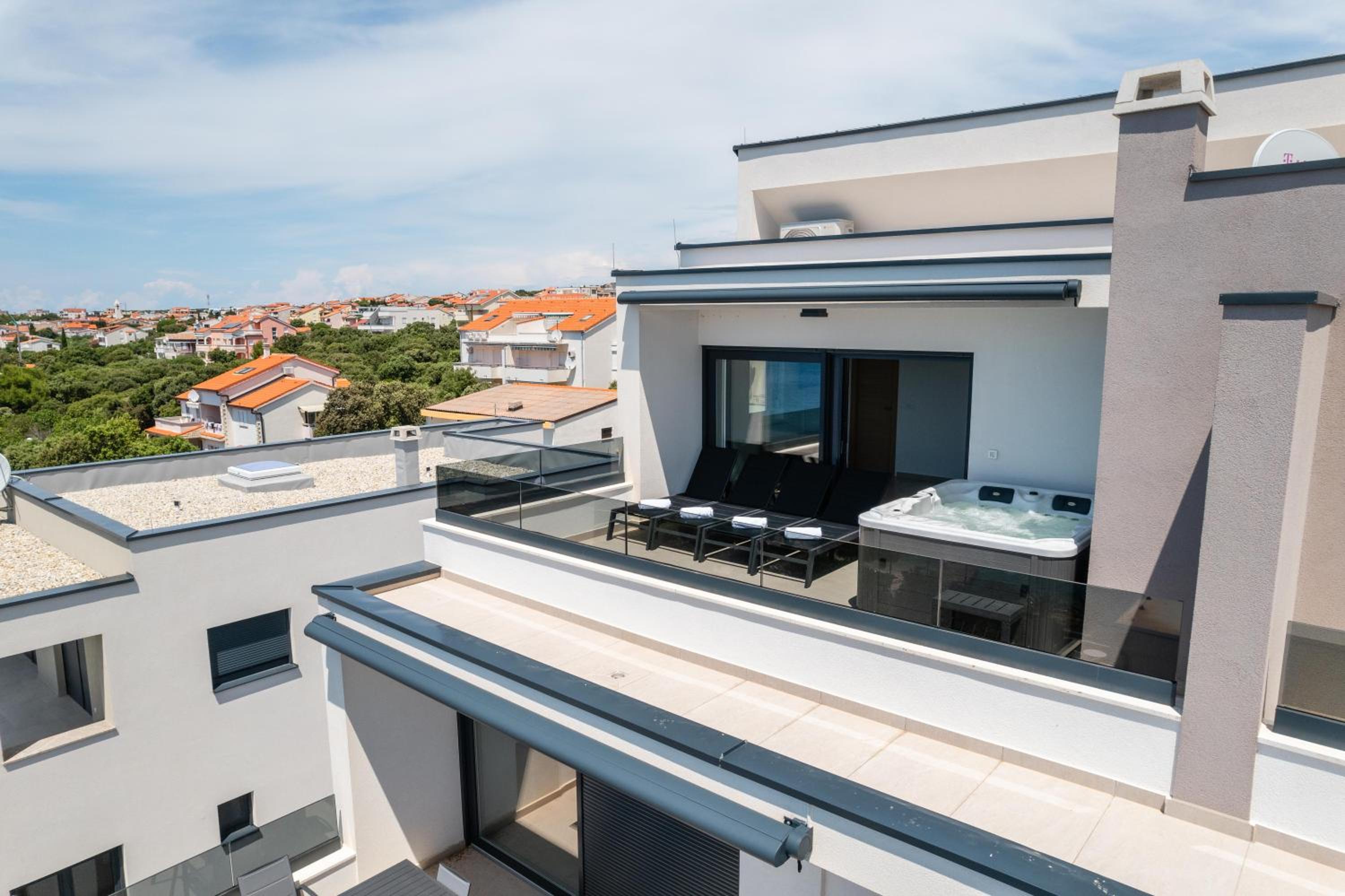 Luxury Mandre