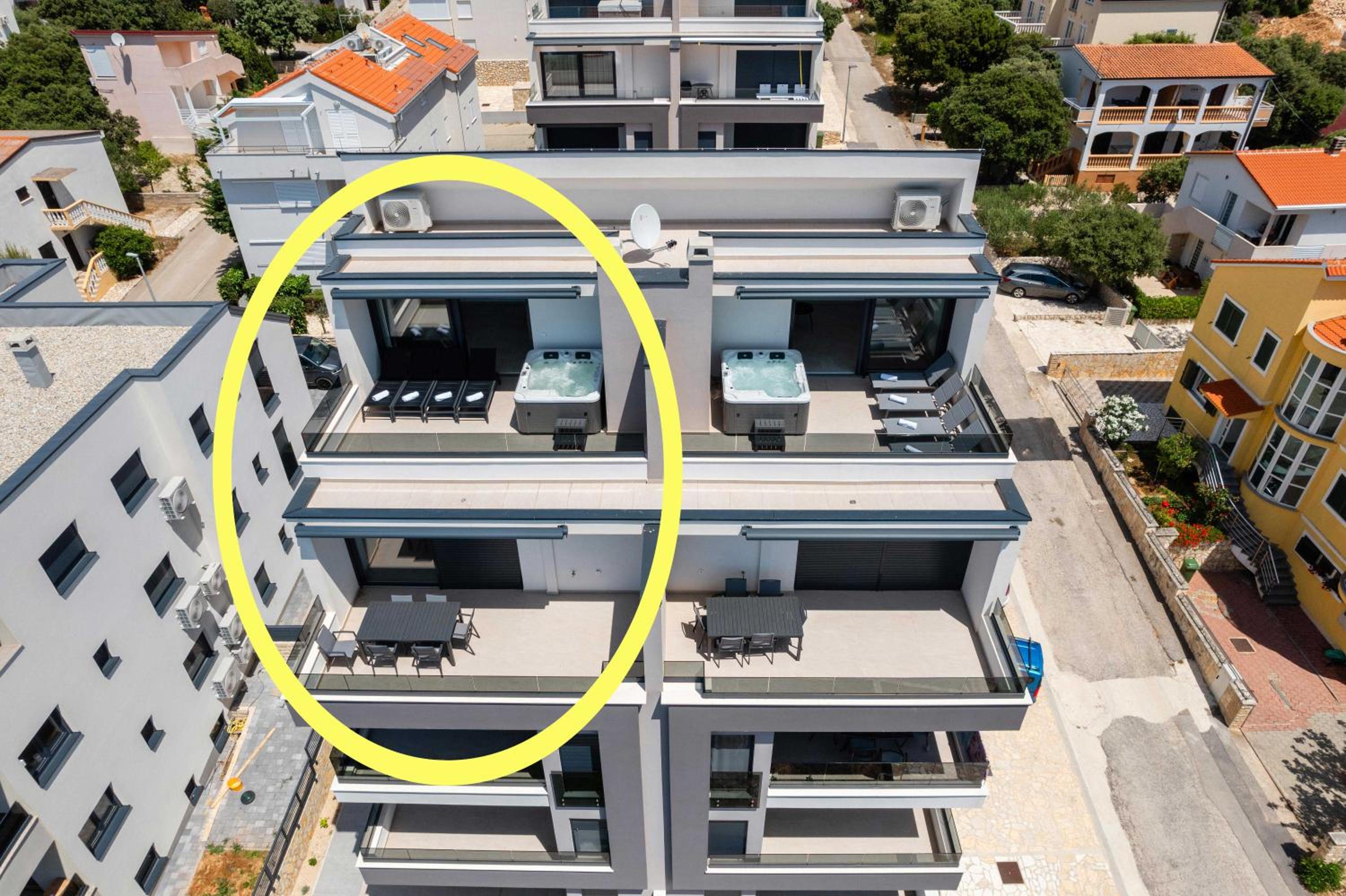 Luxury Mandre