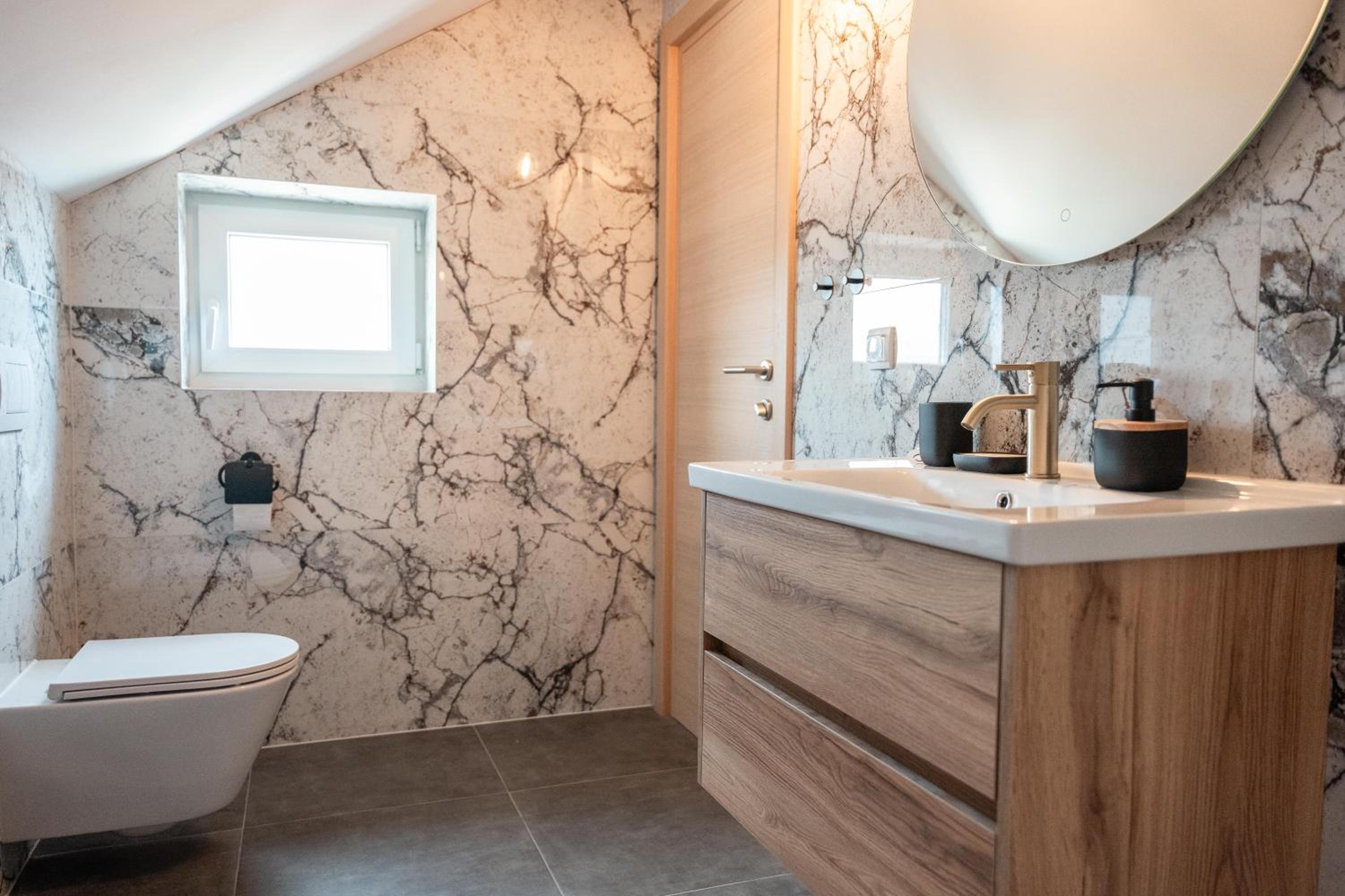 Luxury Mandre