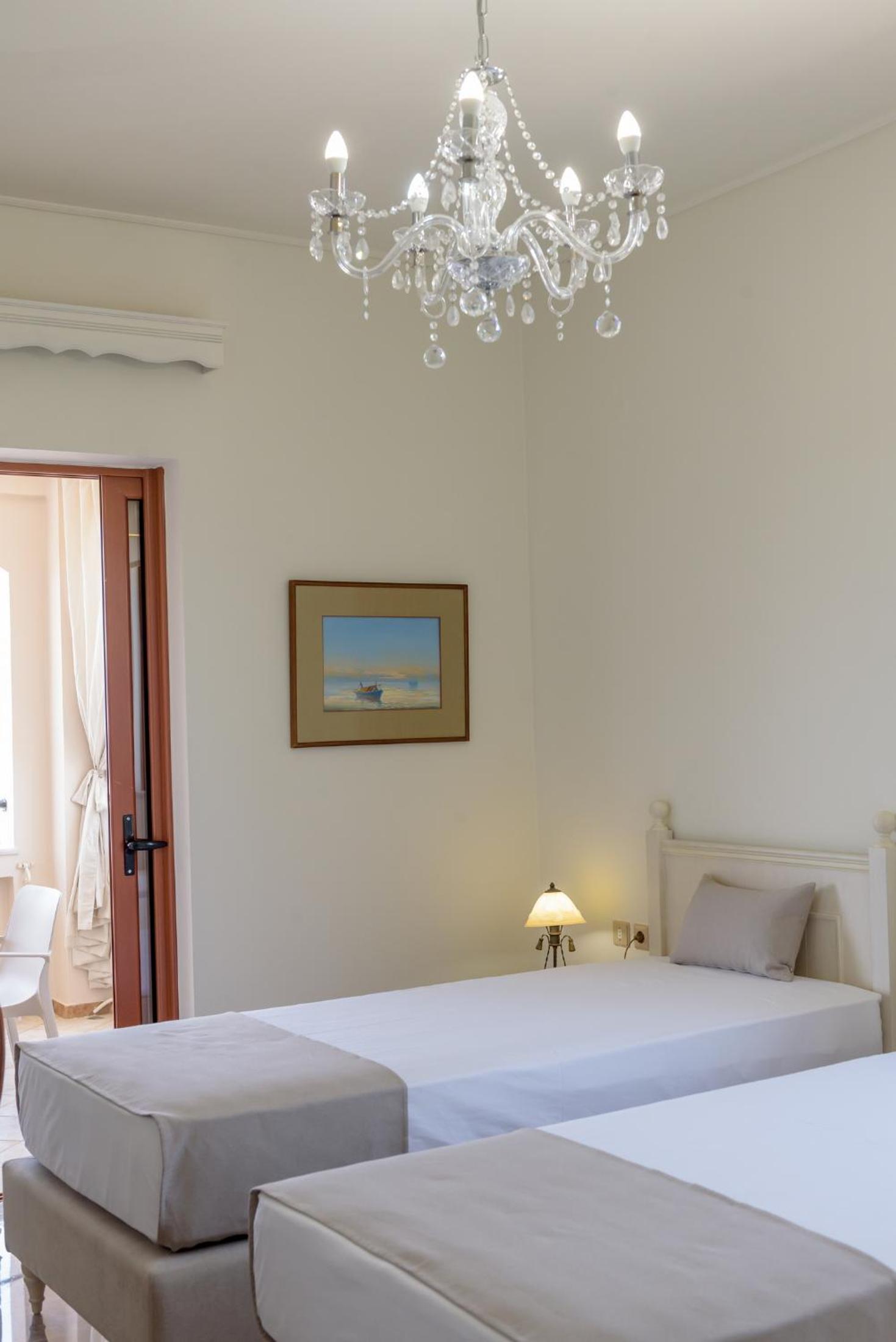 Villa Araucaria private pool Jacuzzi Seaview