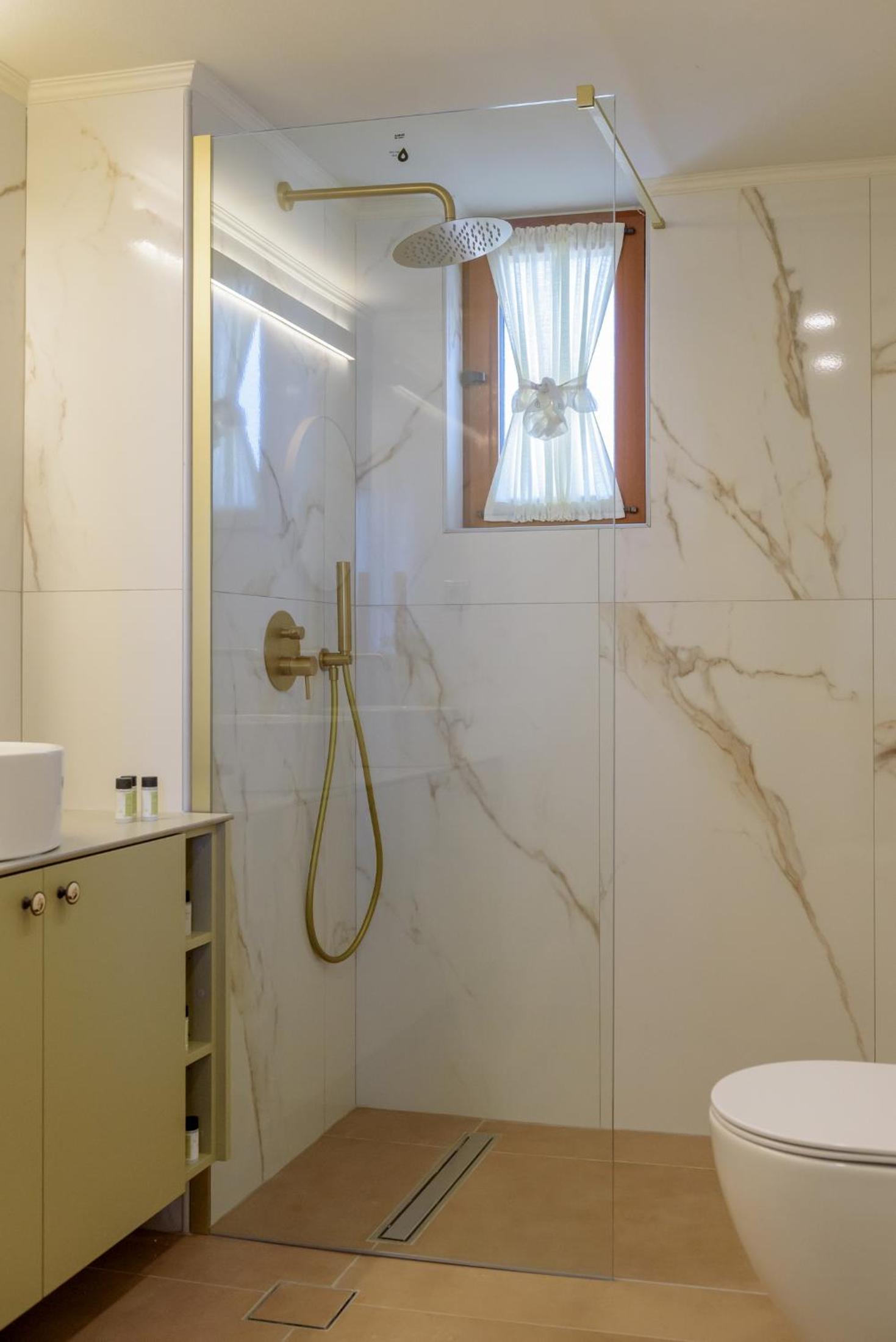 Villa Araucaria private pool Jacuzzi Seaview