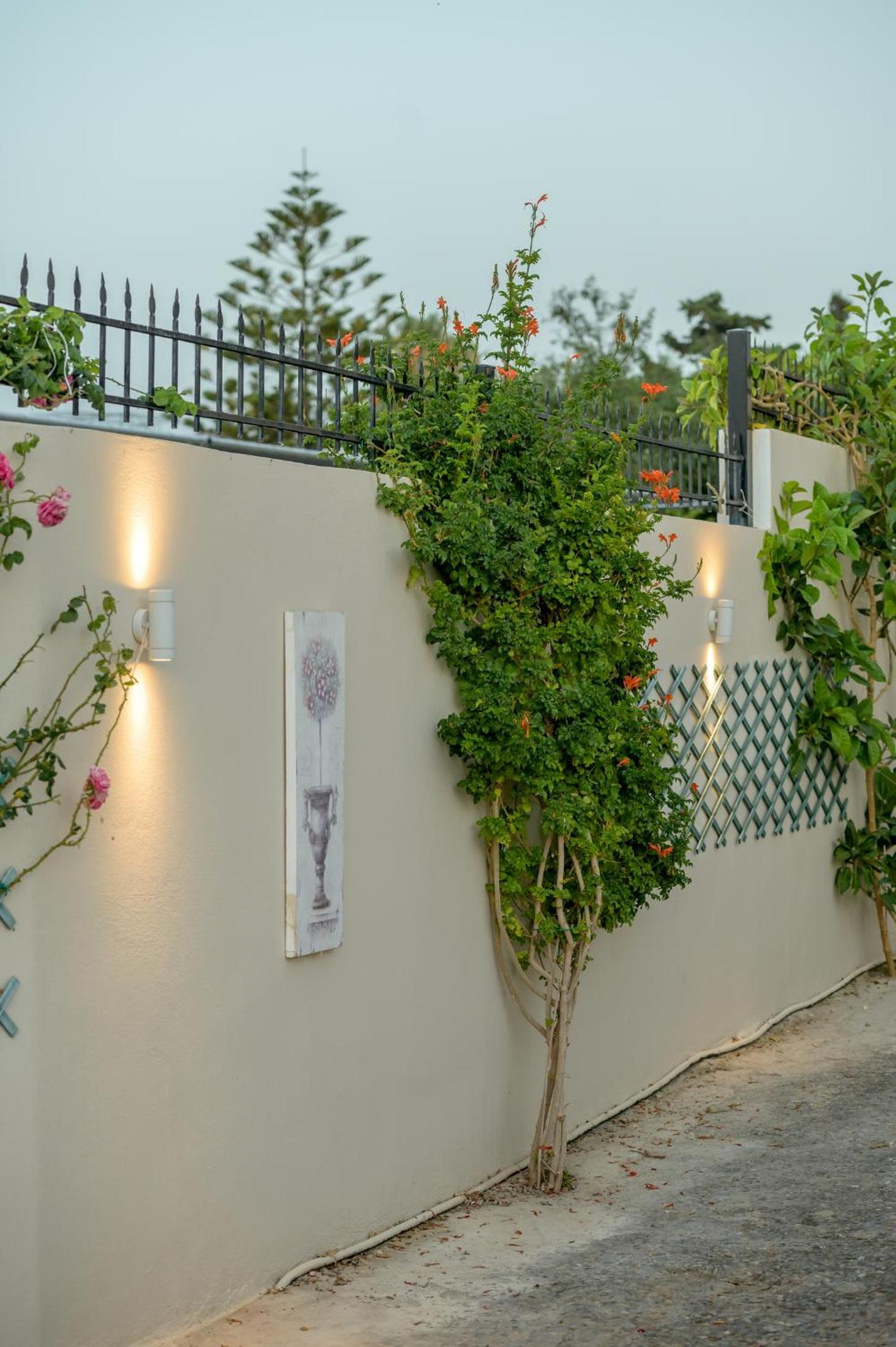 Villa Araucaria private pool Jacuzzi Seaview