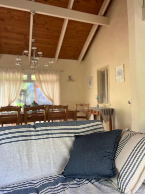 Casa 5 estrellas completa en planta baja a 900 metros del mar