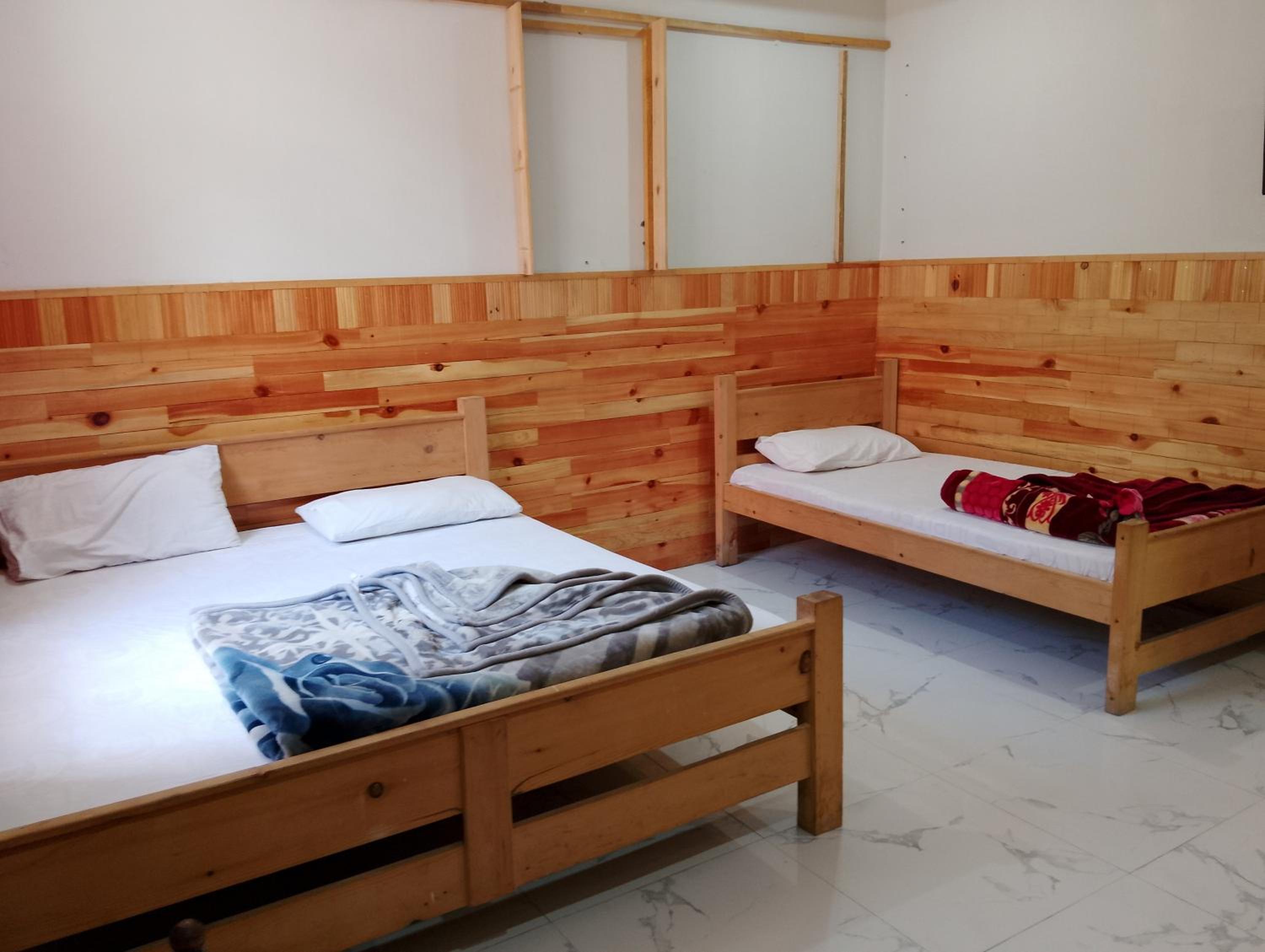 Eagle Nest Cottage, Kalam view 4