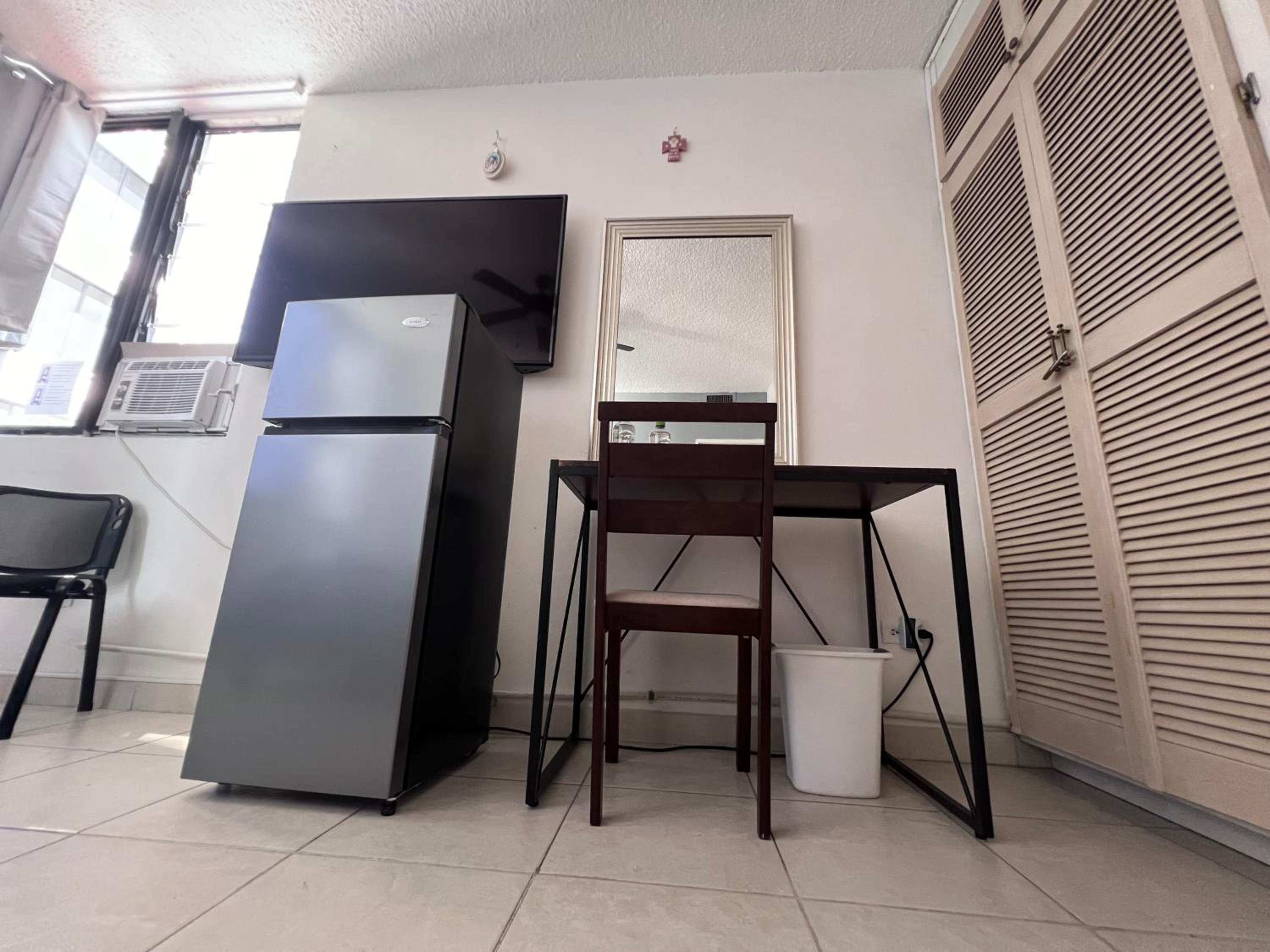 Habitación céntrica y espaciosa con A/A