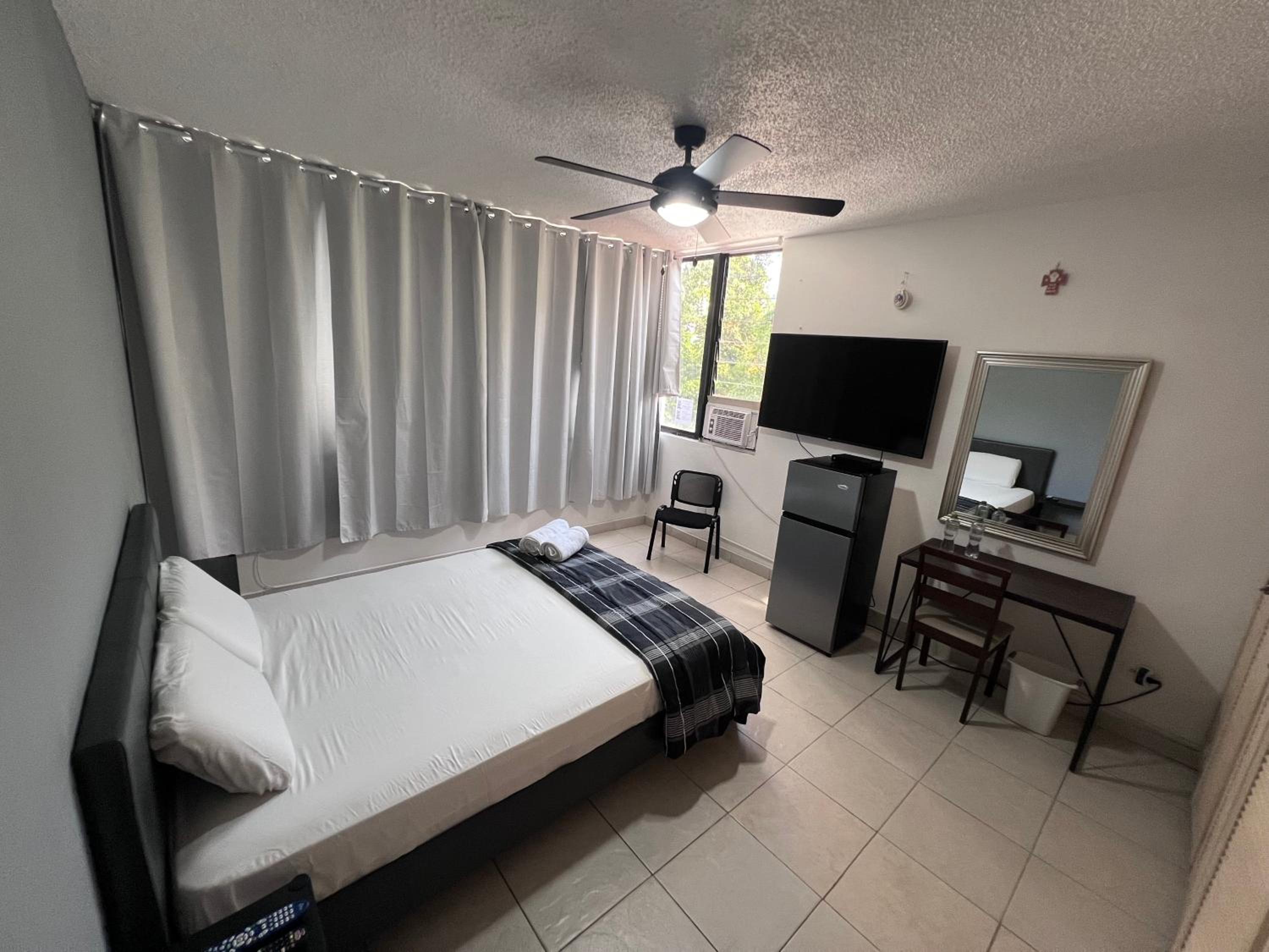 Habitación céntrica y espaciosa con A/A