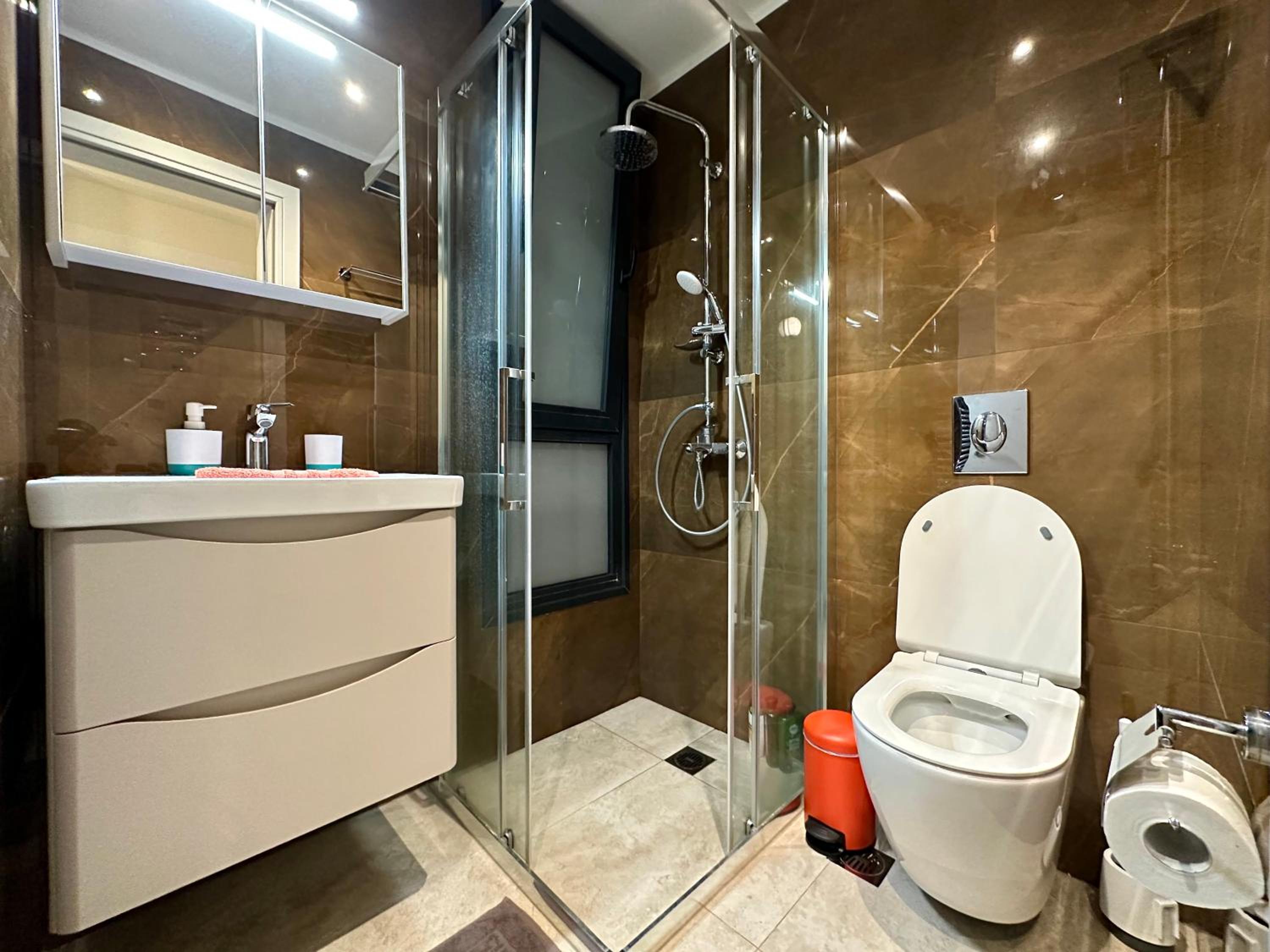Sky Suite Apartments - Cloud9 in the City