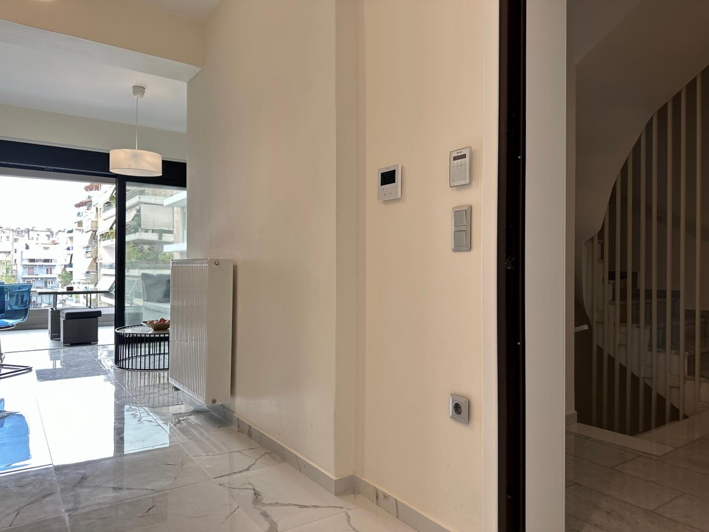 Sky Suite Apartments - Cloud9 in the City