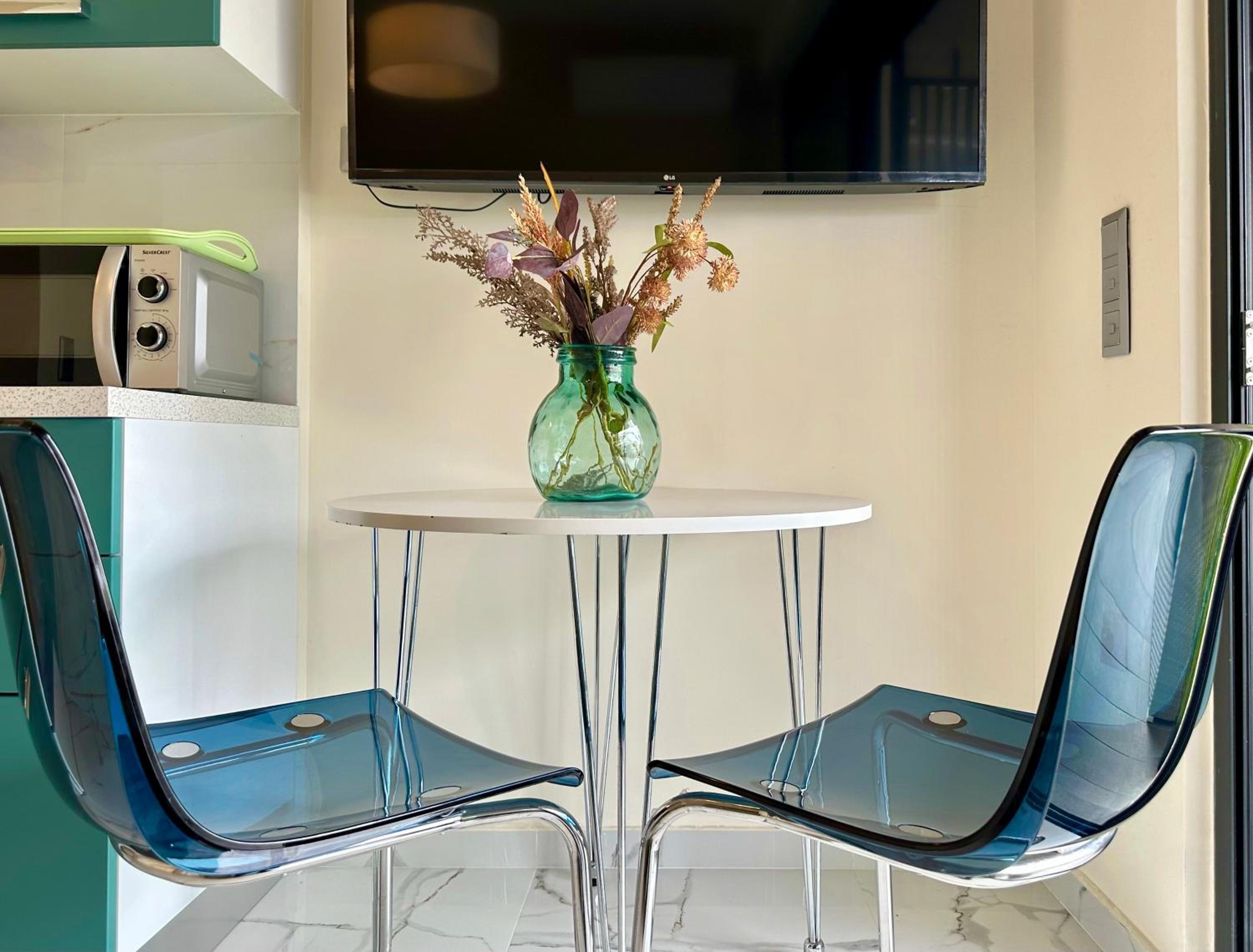 Sky Suite Apartments - Cloud9 in the City