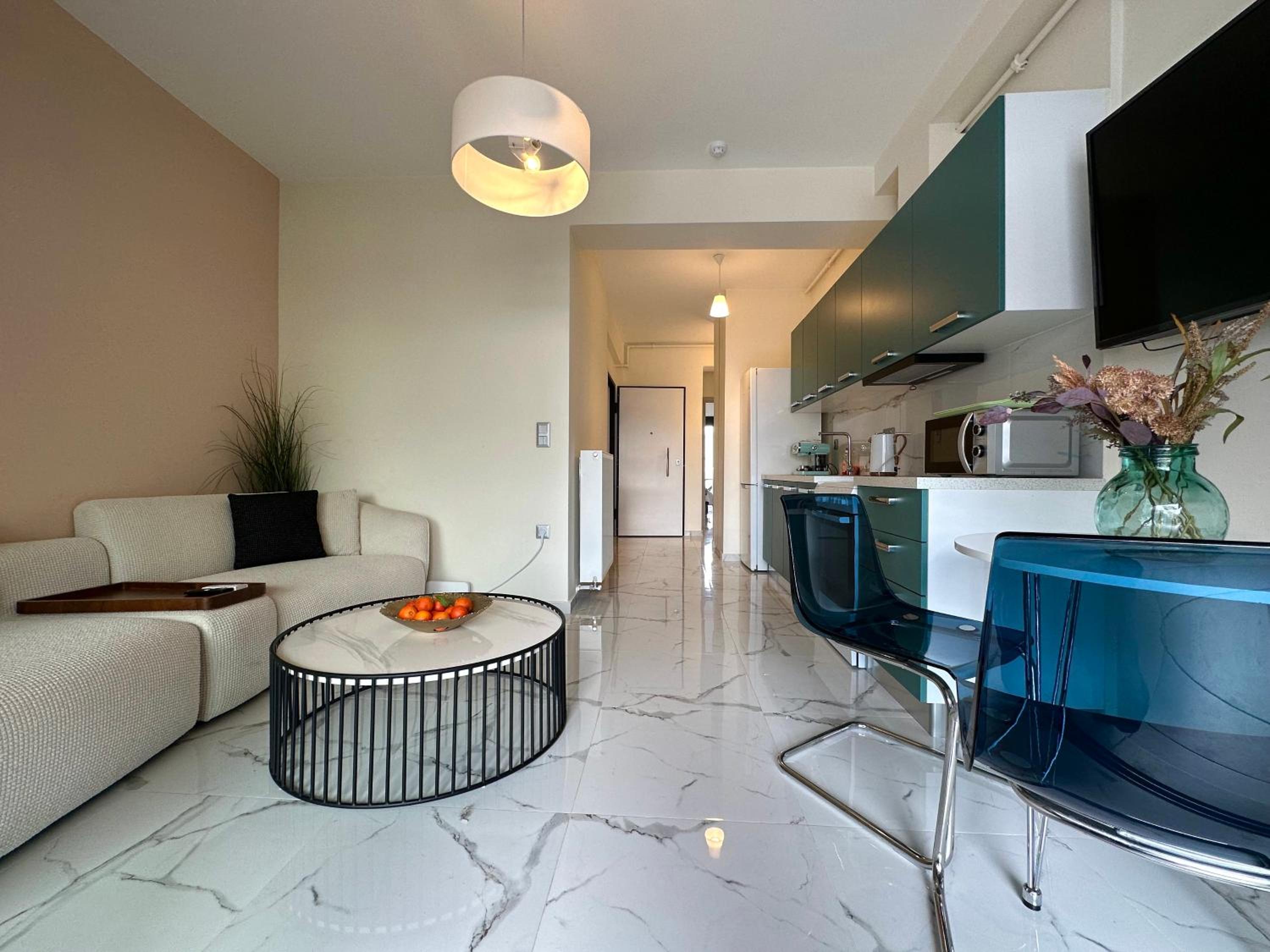 Sky Suite Apartments - Cloud9 in the City