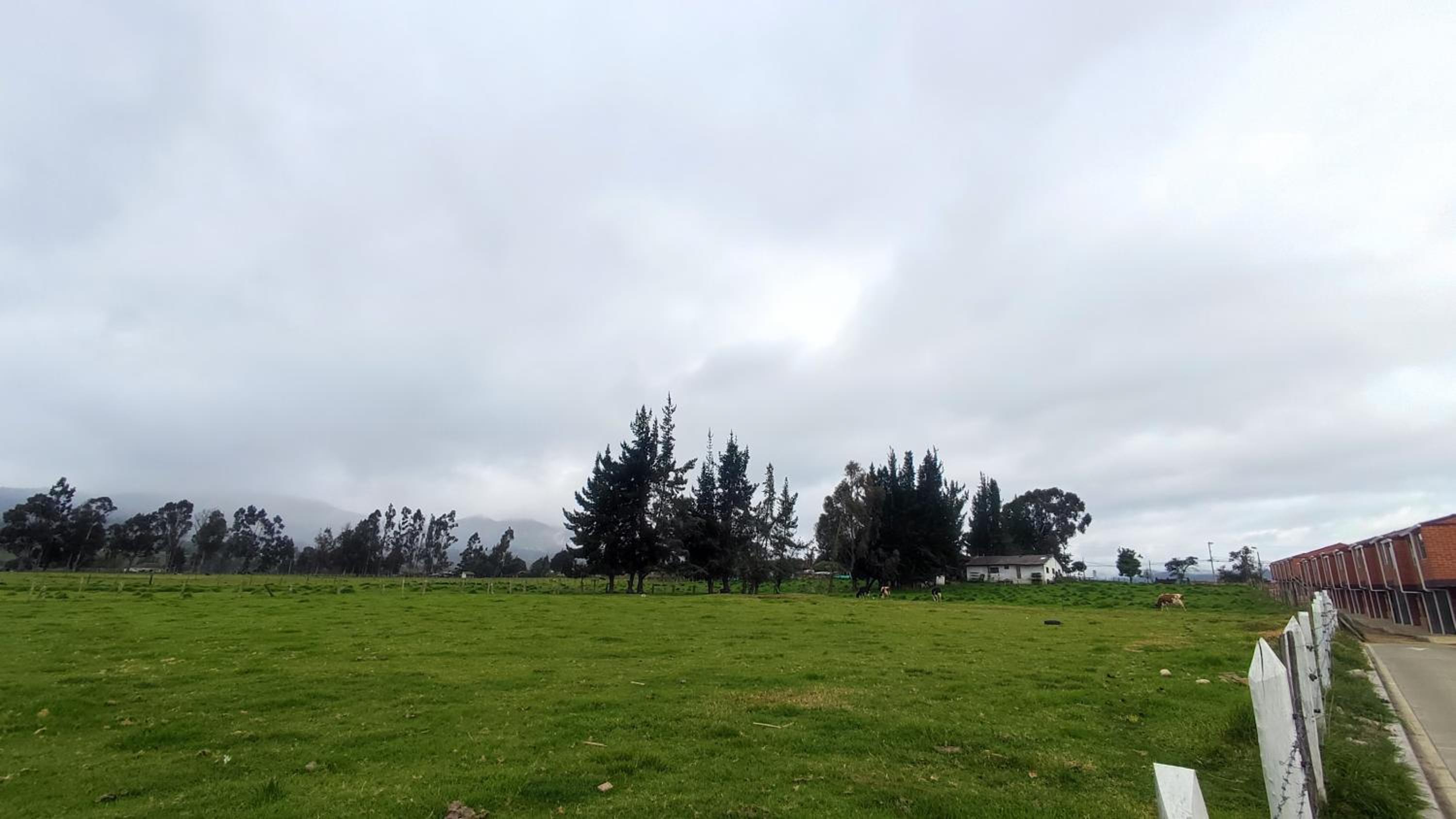 Casa en Guasca, zona urbana y a pasos campo