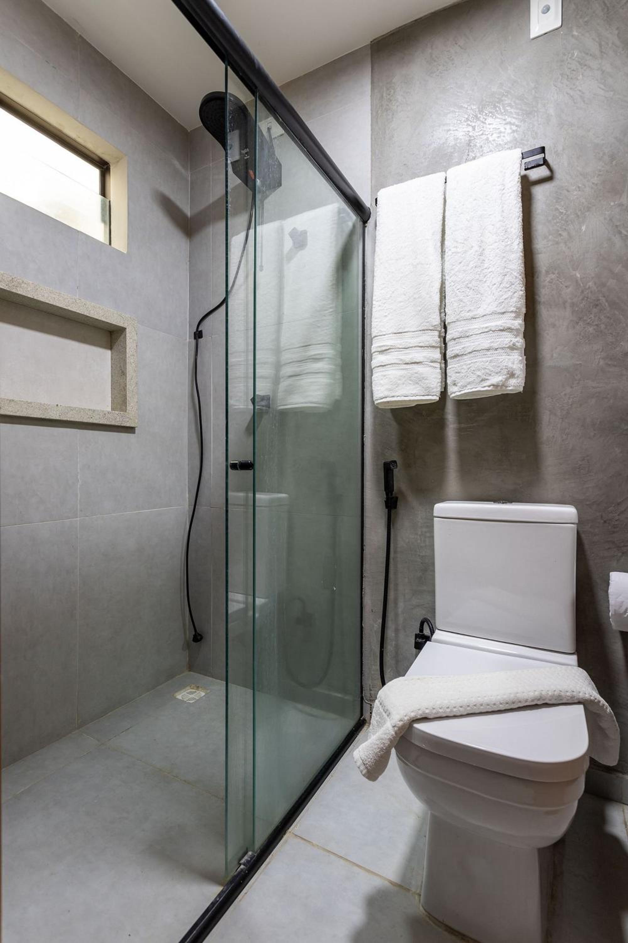 Seaside paradise at Praia do Patacho – 4 suites