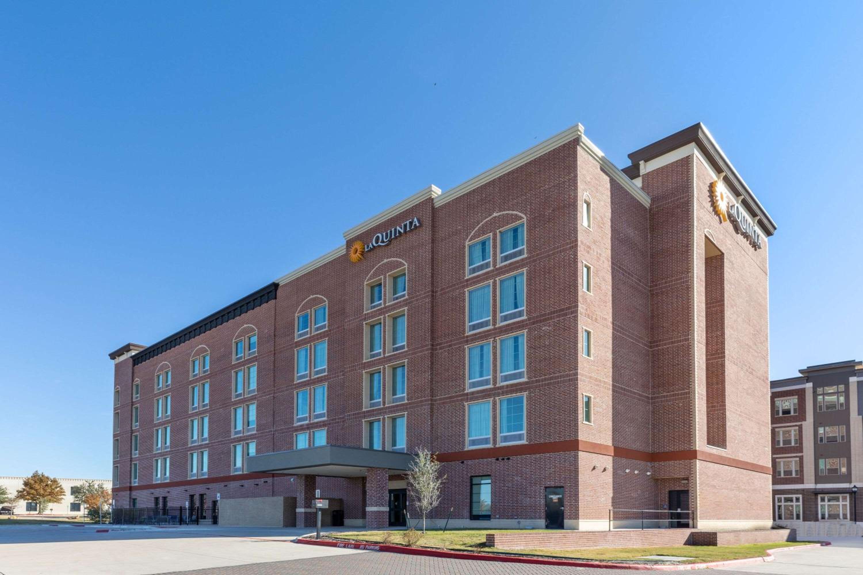 Hotel La Quinta Inn & Suites by Wyndham Dallas - Frisco Stadium