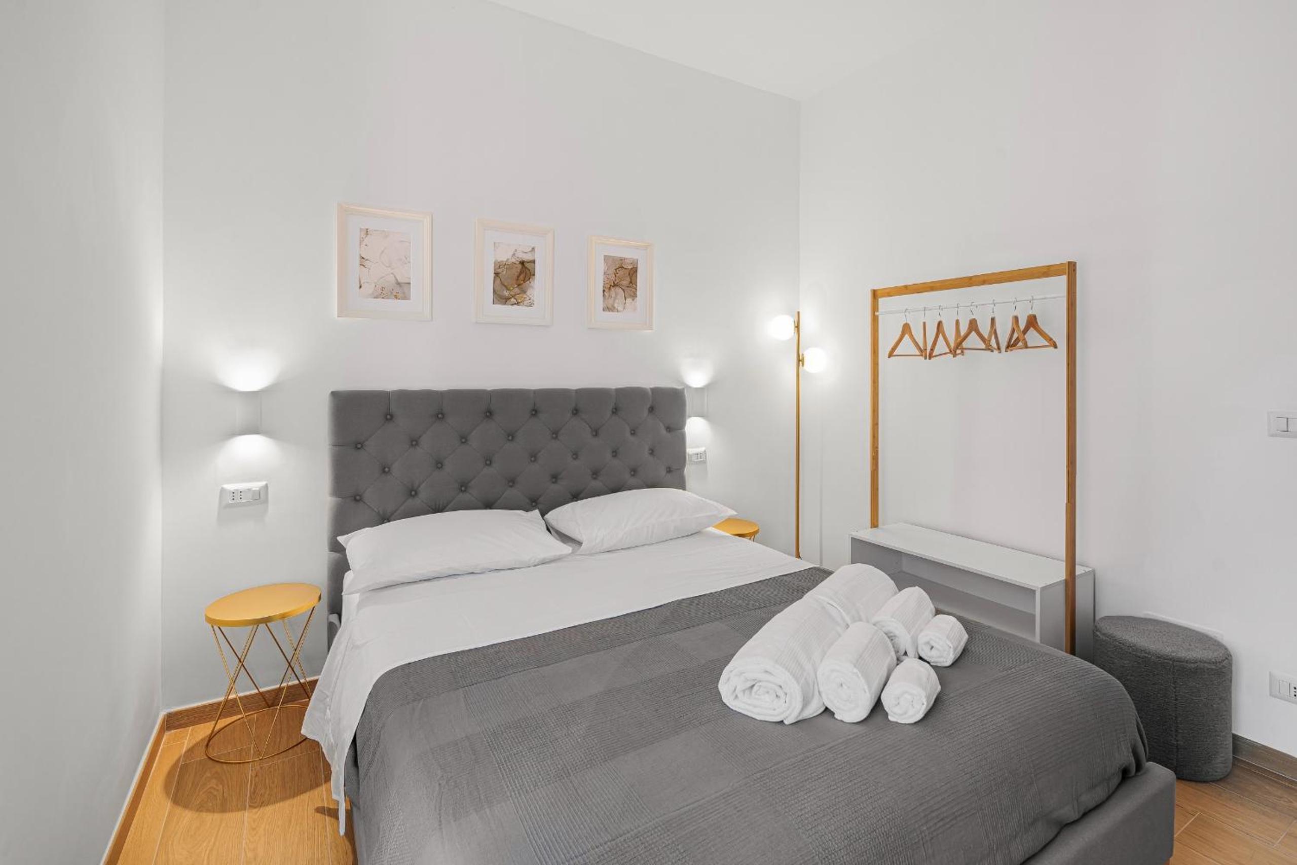 Aurelia Sunset home